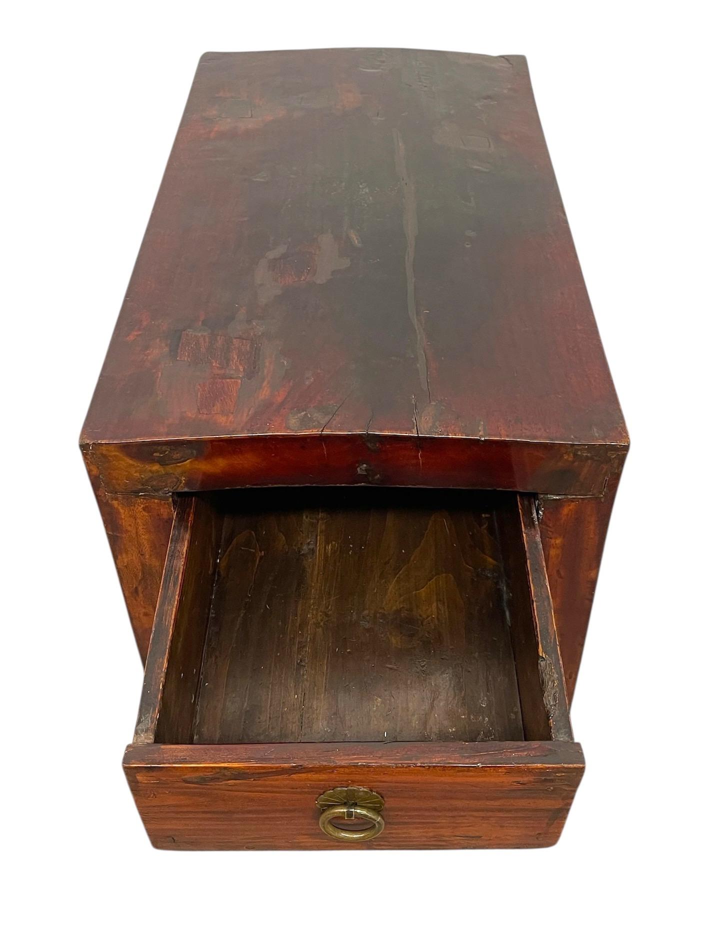 Vintage Accent Table in Style of Chinese Distressed Elm Wood Table For Sale 4