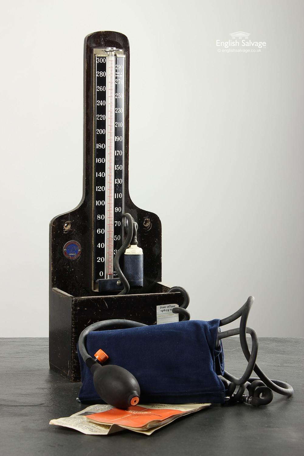 Vintage English made Accoson sphygmomanometer (an instrument for measuring blood pressure, typically consisting of an inflatable rubber cuff which is applied to the arm and connected to a column of mercury next to a graduated scale, enabling the