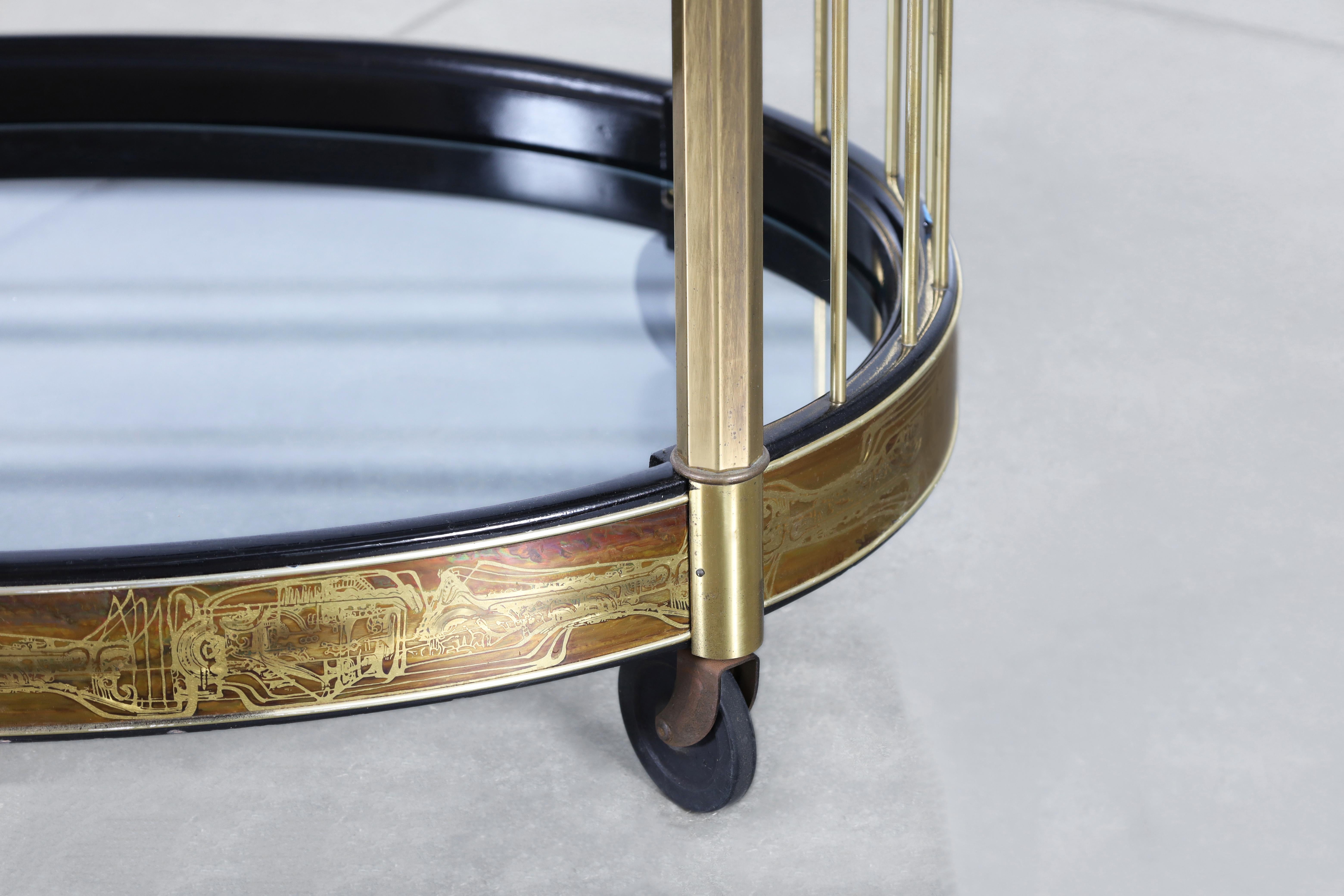 Mid-Century moderno Carrello da bar in ottone e vetro acidato vintage di Bernhard Rohne per Mastercraft in vendita