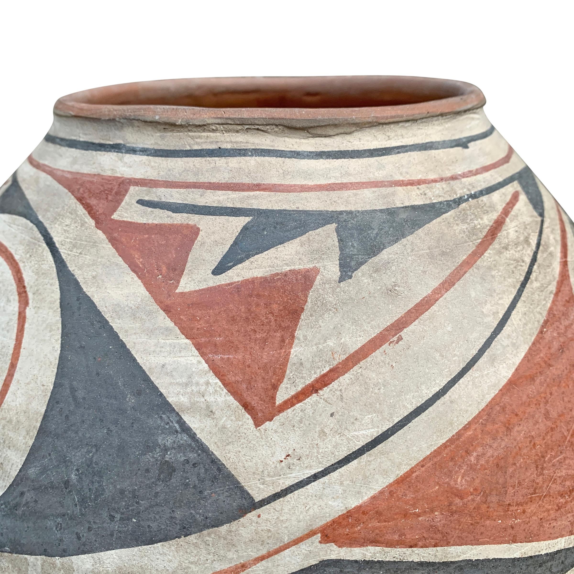Polychromed Vintage Casa Grandes Pottery Vase