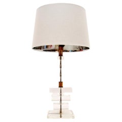 Lampe de table vintage en acrylique et laiton