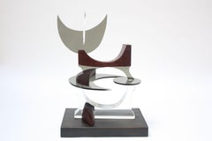 Escultura abstracta vintage de acrílico y teca Gato de Robert D. Harvey