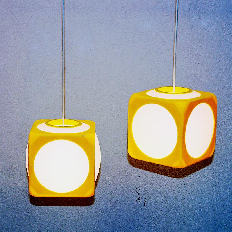 Late 20th Century Vintage acrylic cube pendant pair by Schiöler for IKEA 1970s Sweden