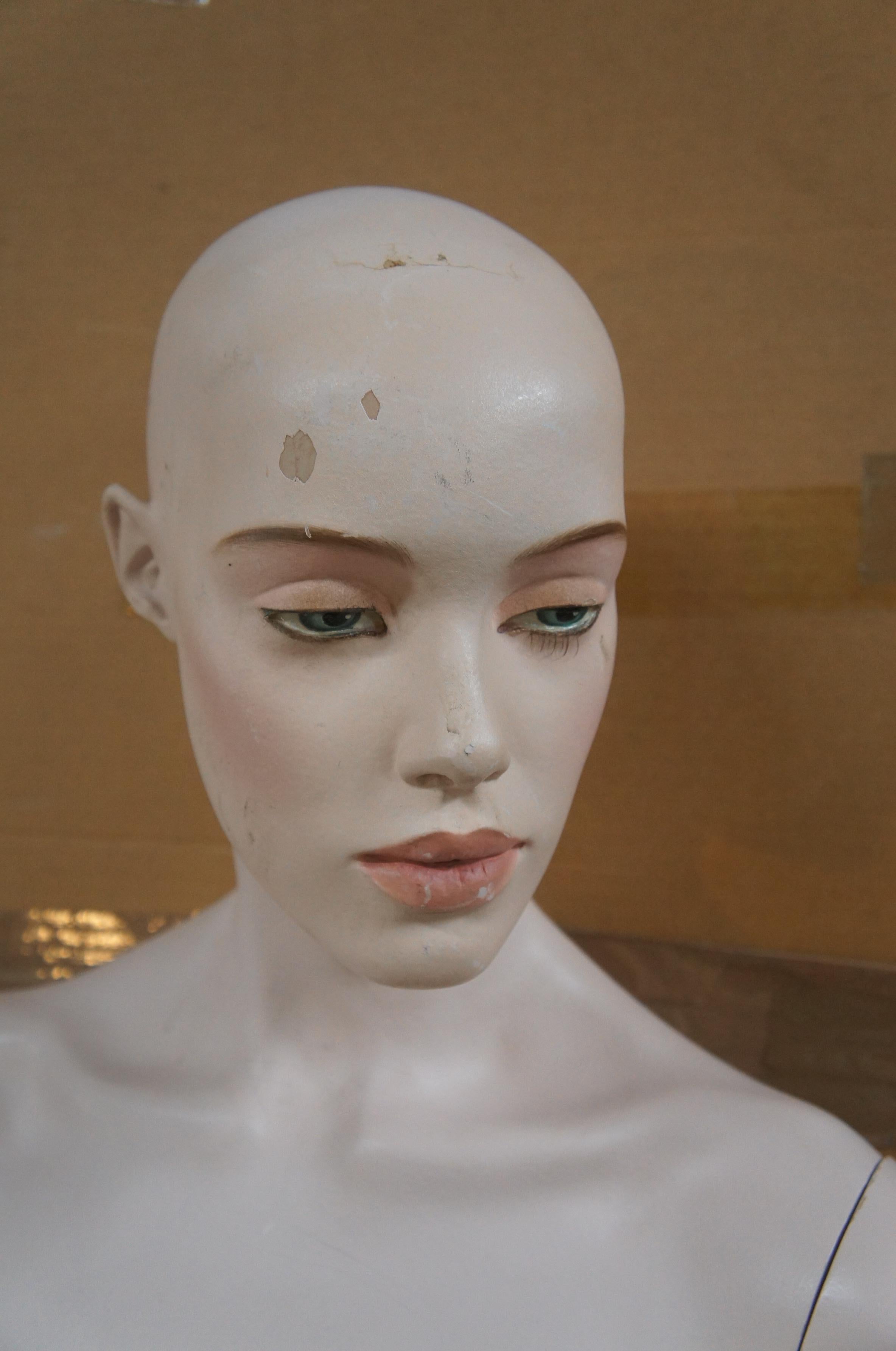 Vintage Adel Rootstein stehende weibliche Vintage-Mannequin-Ausstellung, London, England 69 (20. Jahrhundert) im Angebot