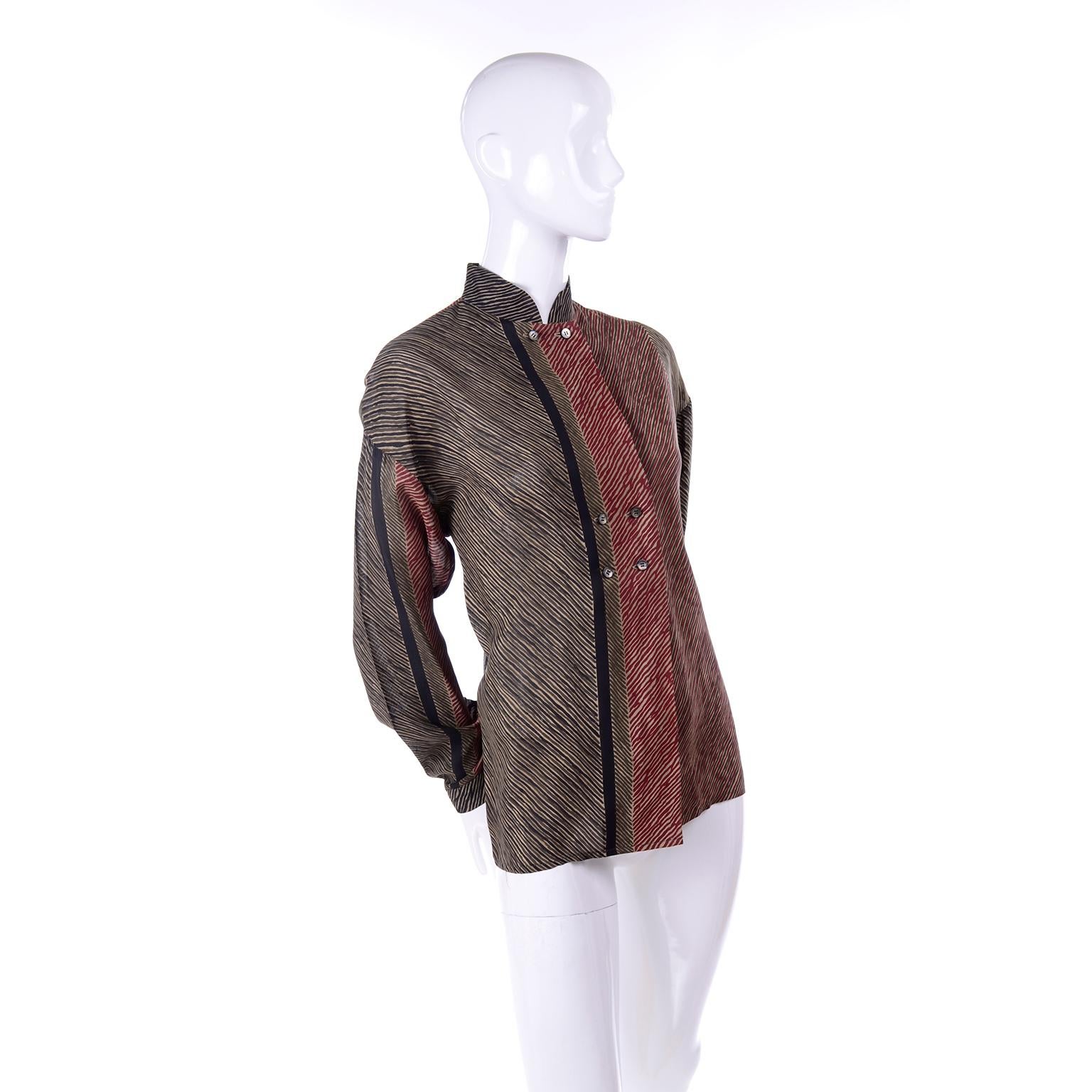 1980s Adele Simpson Blouse & Quilted Jacket 2Pc Ensemble in Abstract Print 2