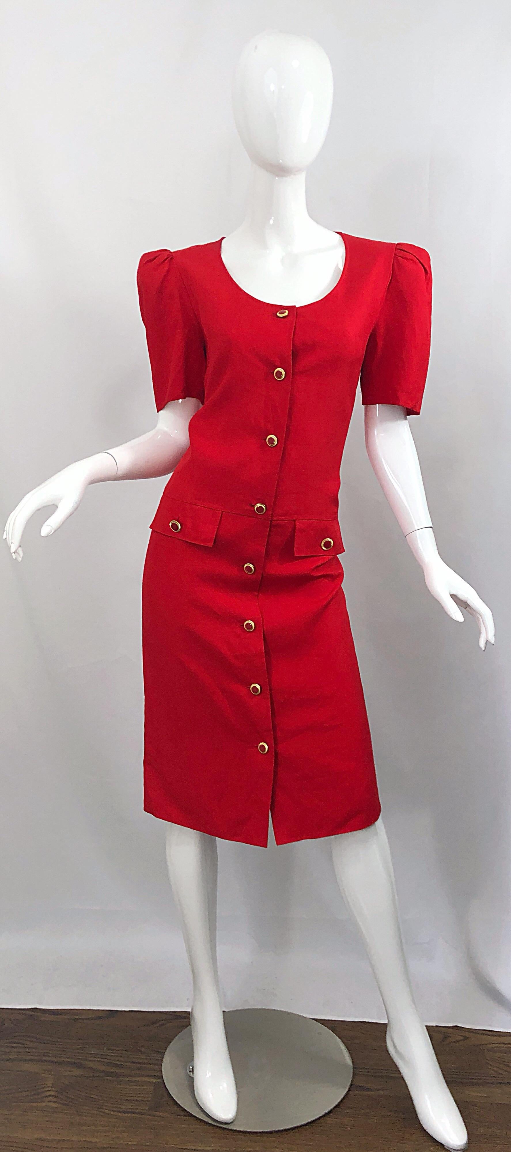 Chic vintage 80s ADELE SIMPSON for I. MAGNIN lipstick red Linen (22%) and Rayon (78%) puff sleeve dress! Size 10, with a little leadway to fit a 12 as well. Red and gold buttons up the front and at each pocket. Hidden hook-and-eye at waist, and