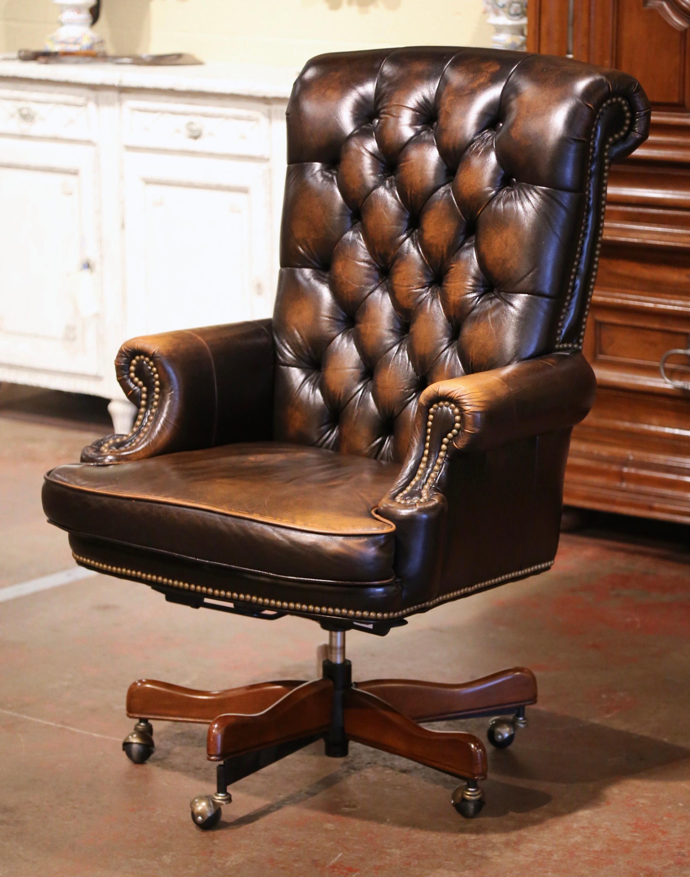 American Vintage Adjustable and Swivel Executive Office Desk Armchair with Tufted Leather
