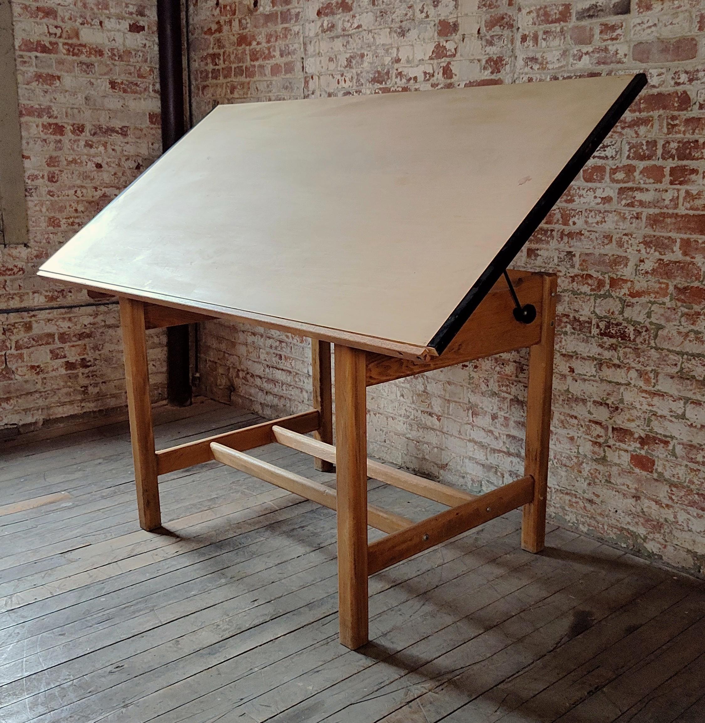Vintage Drafting Table by Hamilton Manufacturing Co.

Top Dimensions: 38 1/2