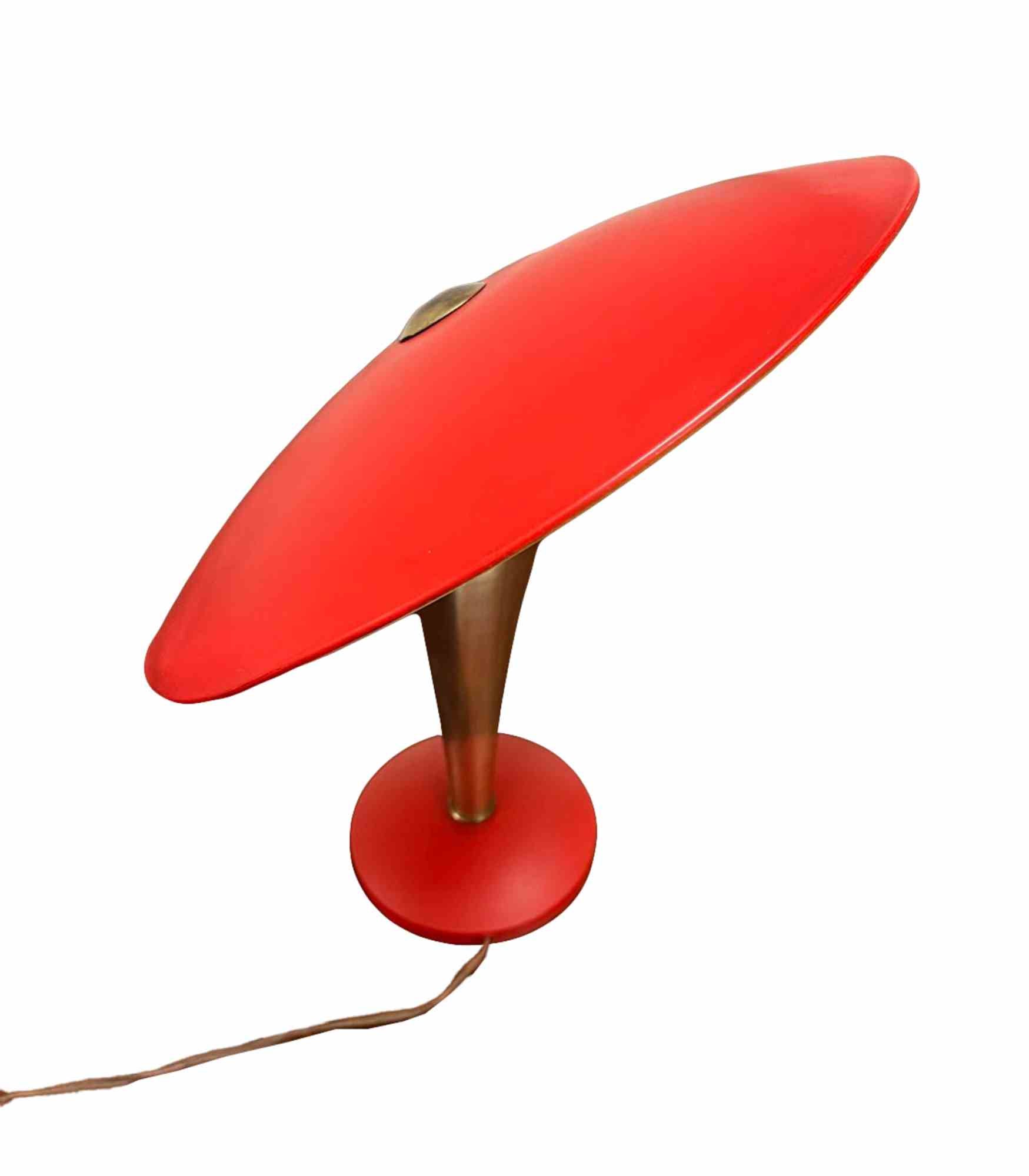 Vintage Adjustable Table Lamp by Stilnovo, Italy 1950s.

H35 cm x 35 cm Diameter.

Good condition.