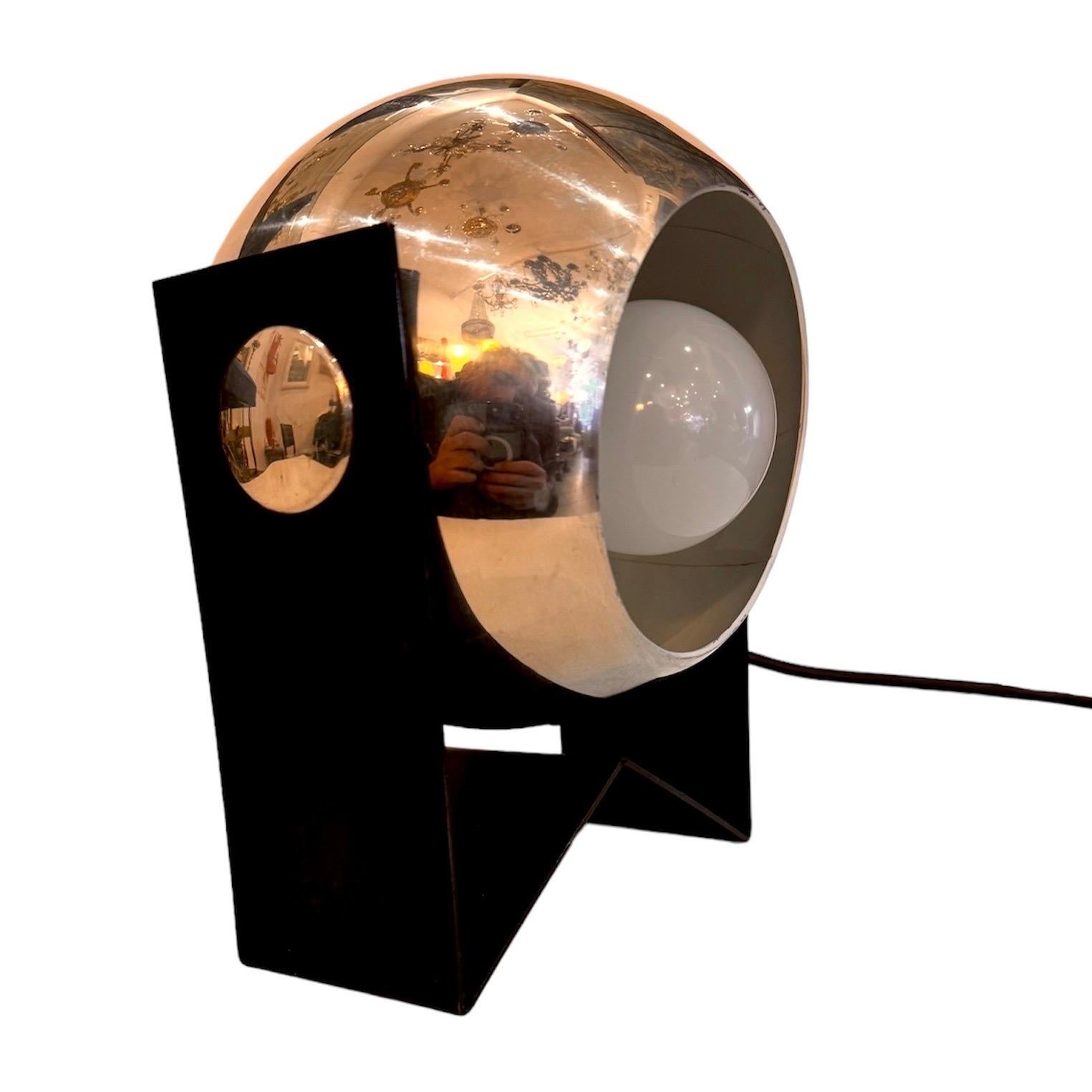 Mid-Century Modern Vintage Adjustasble Chrome Ball Desk Lamp For Sale