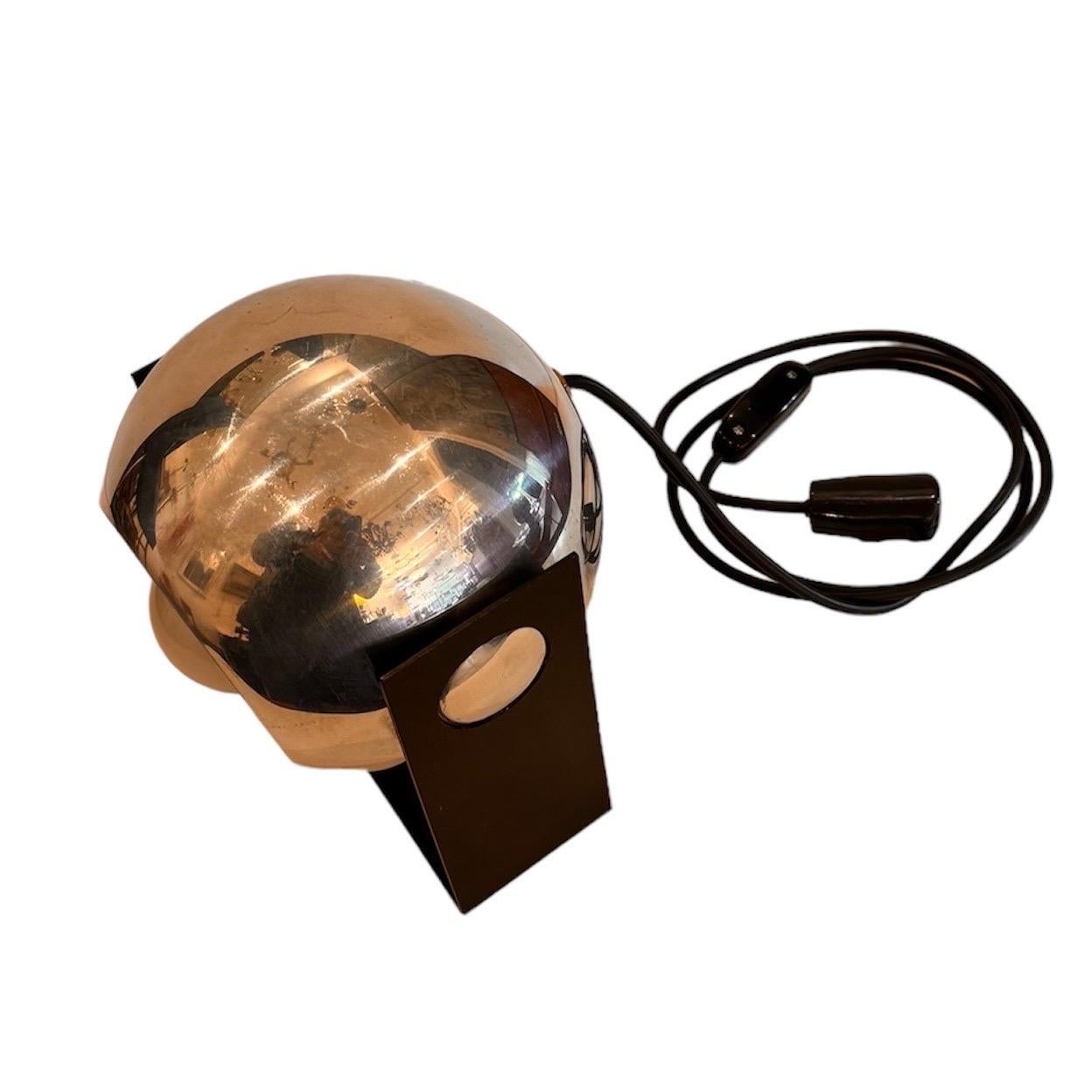 Vintage Adjustasble Chrome Ball Desk Lamp In Fair Condition For Sale In Ciudad Autónoma Buenos Aires, AR