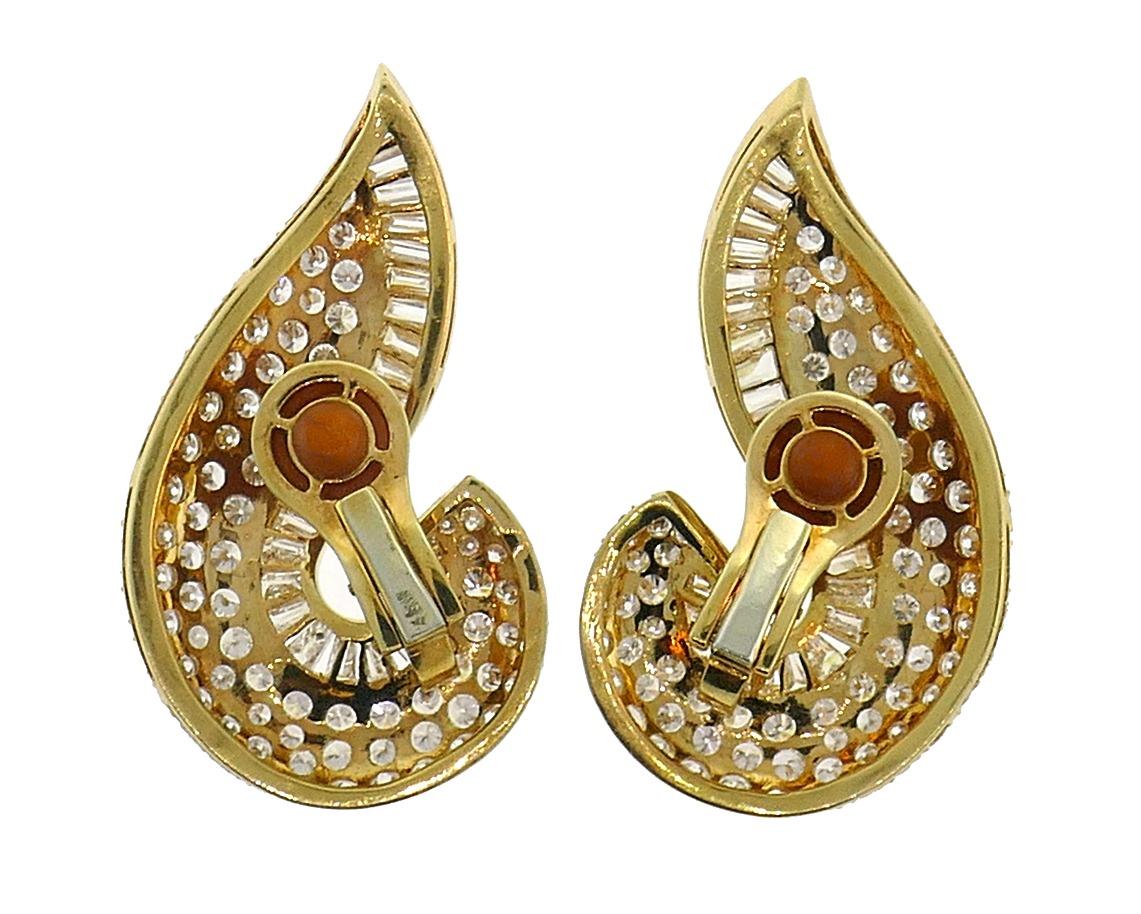 Vintage Adler Diamond Yellow Gold Earrings In Excellent Condition In Beverly Hills, CA