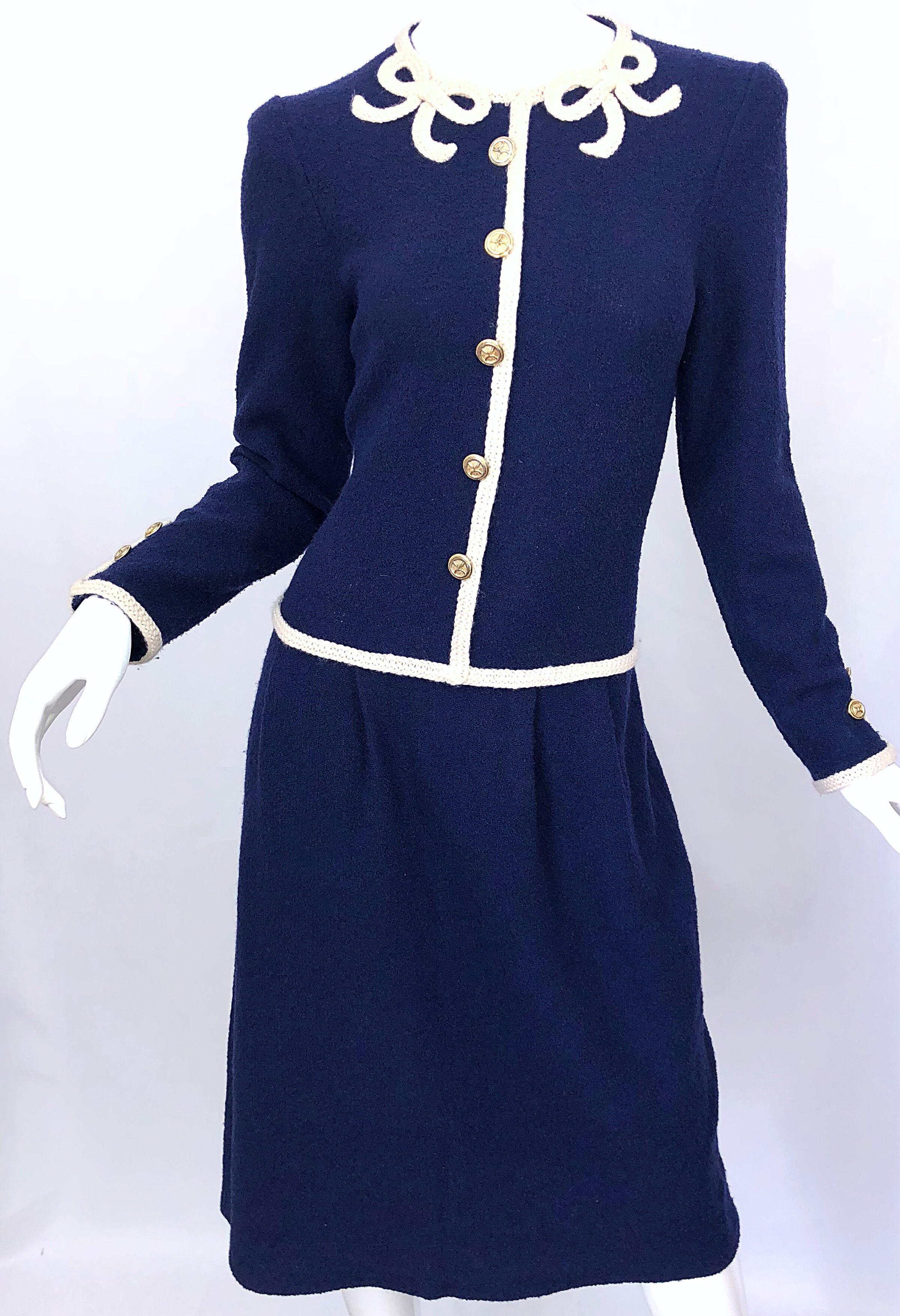 Vintage Adolfo For Saks 5th Avenue Navy Blue + Ivory Knit Embroidered Bow Dress In Excellent Condition In San Diego, CA