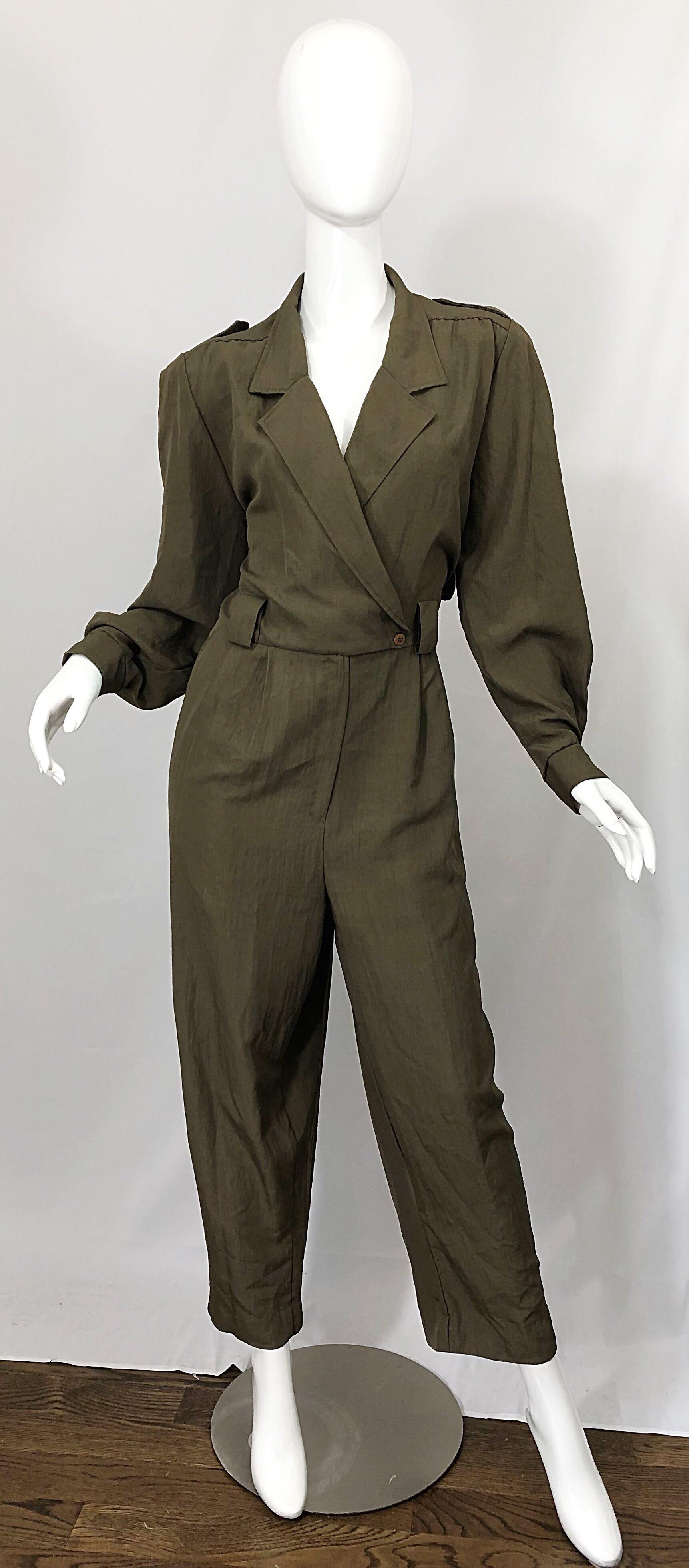 Vintage Adolfo Größe 16 Armeegrüner, militärisch inspirierter, einteiliger Vintage-Overall in Grün im Angebot 9