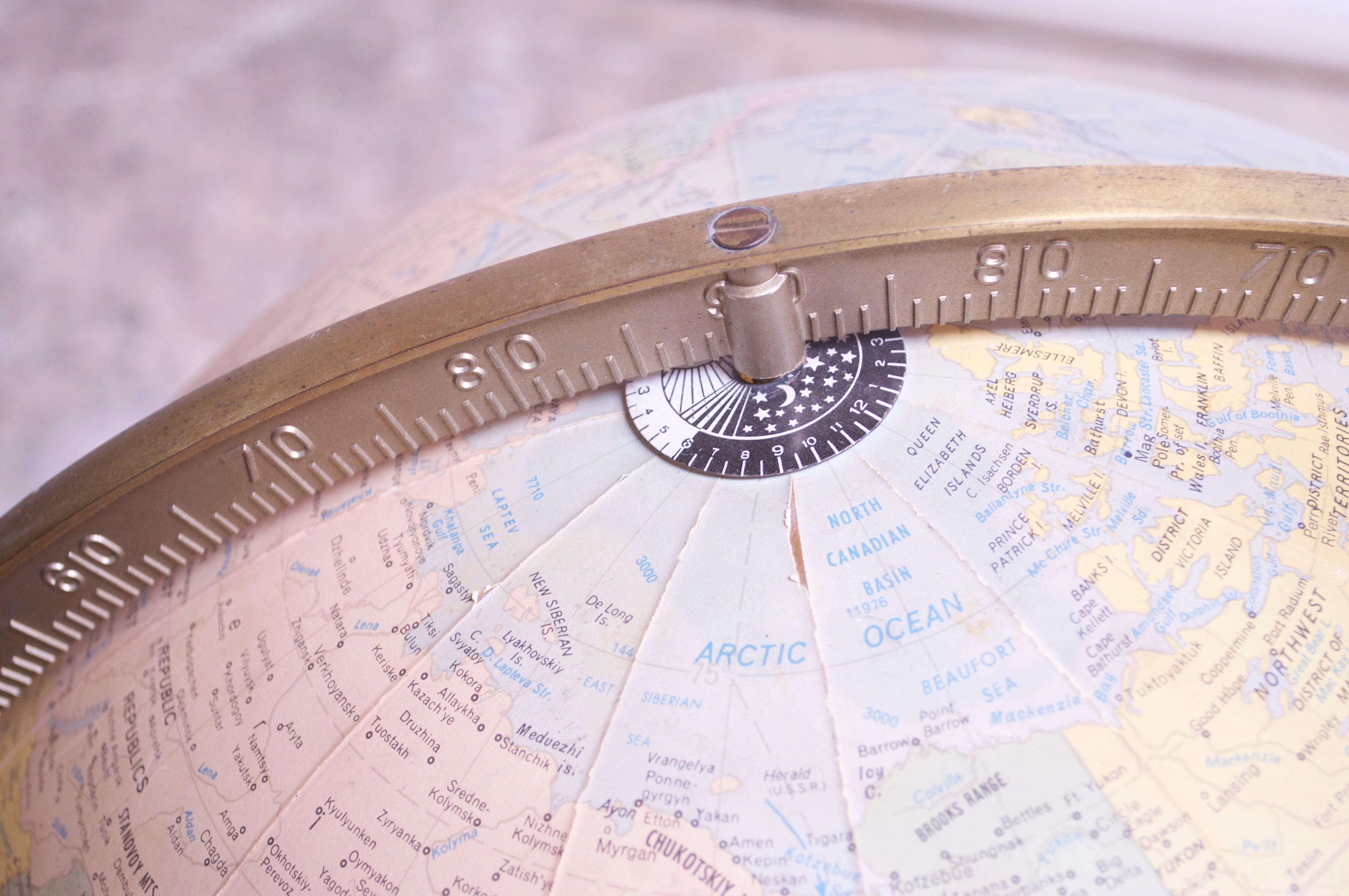 Vintage Adrian Pearsall for Craft Associates Illuminated Globe on Walnut Stand 3