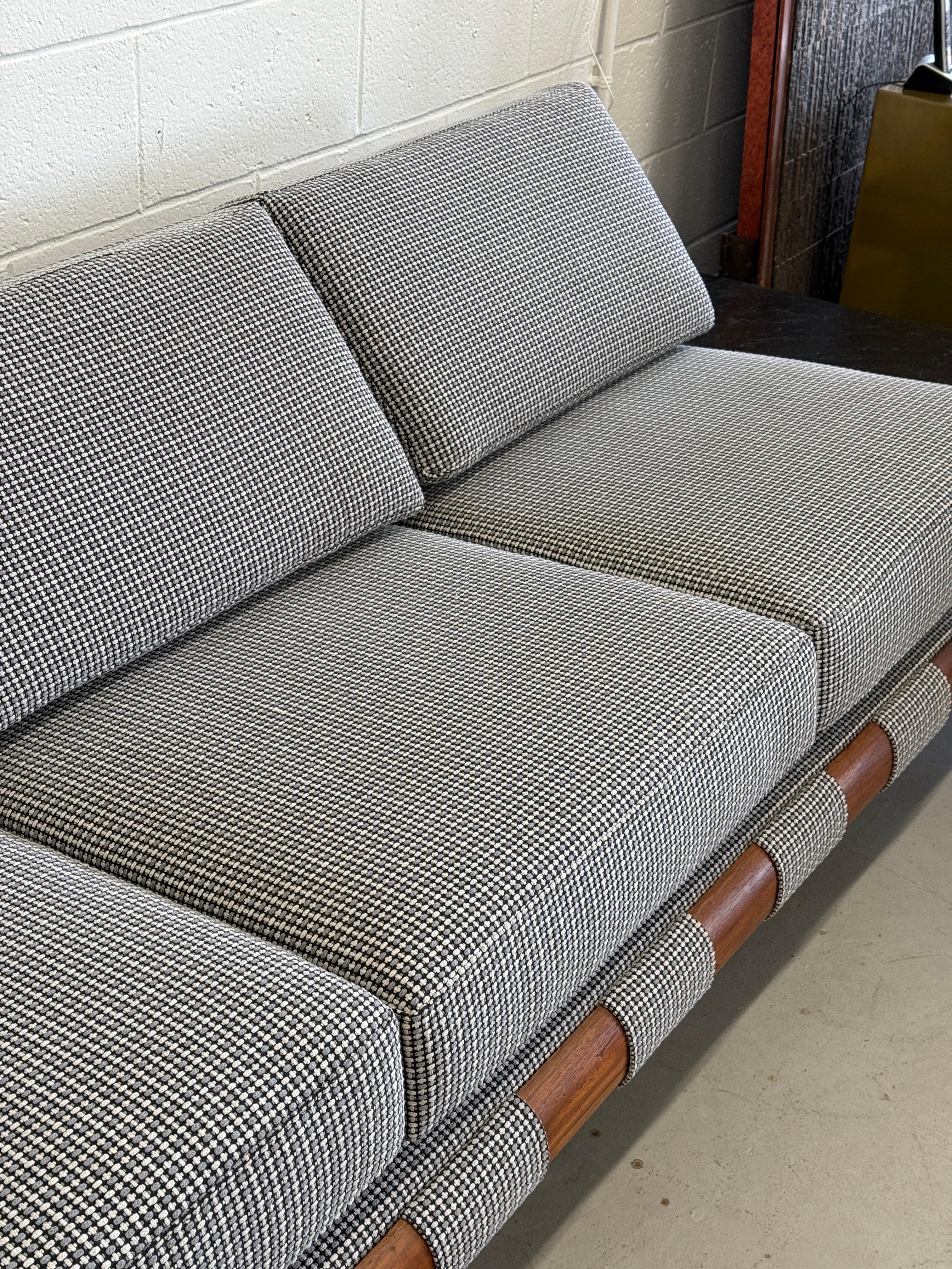 Vintage Adrian Pearsall Sofa with Slate Ends Reupholstered in Knoll Entwin Jet 5