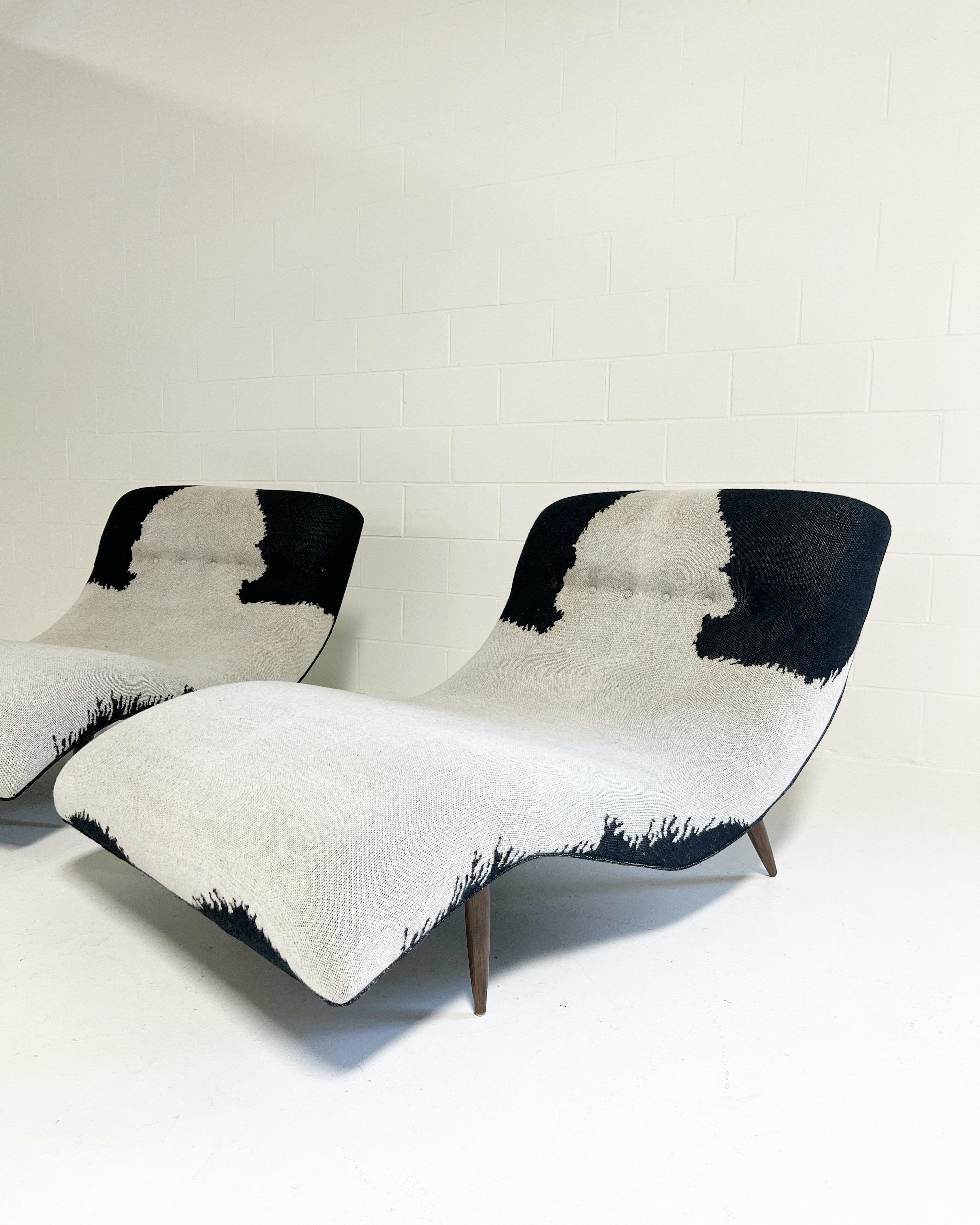 Vintage Adrian Pearsall Wave Chaise Lounge in Cashmere and Leather In Excellent Condition In SAINT LOUIS, MO