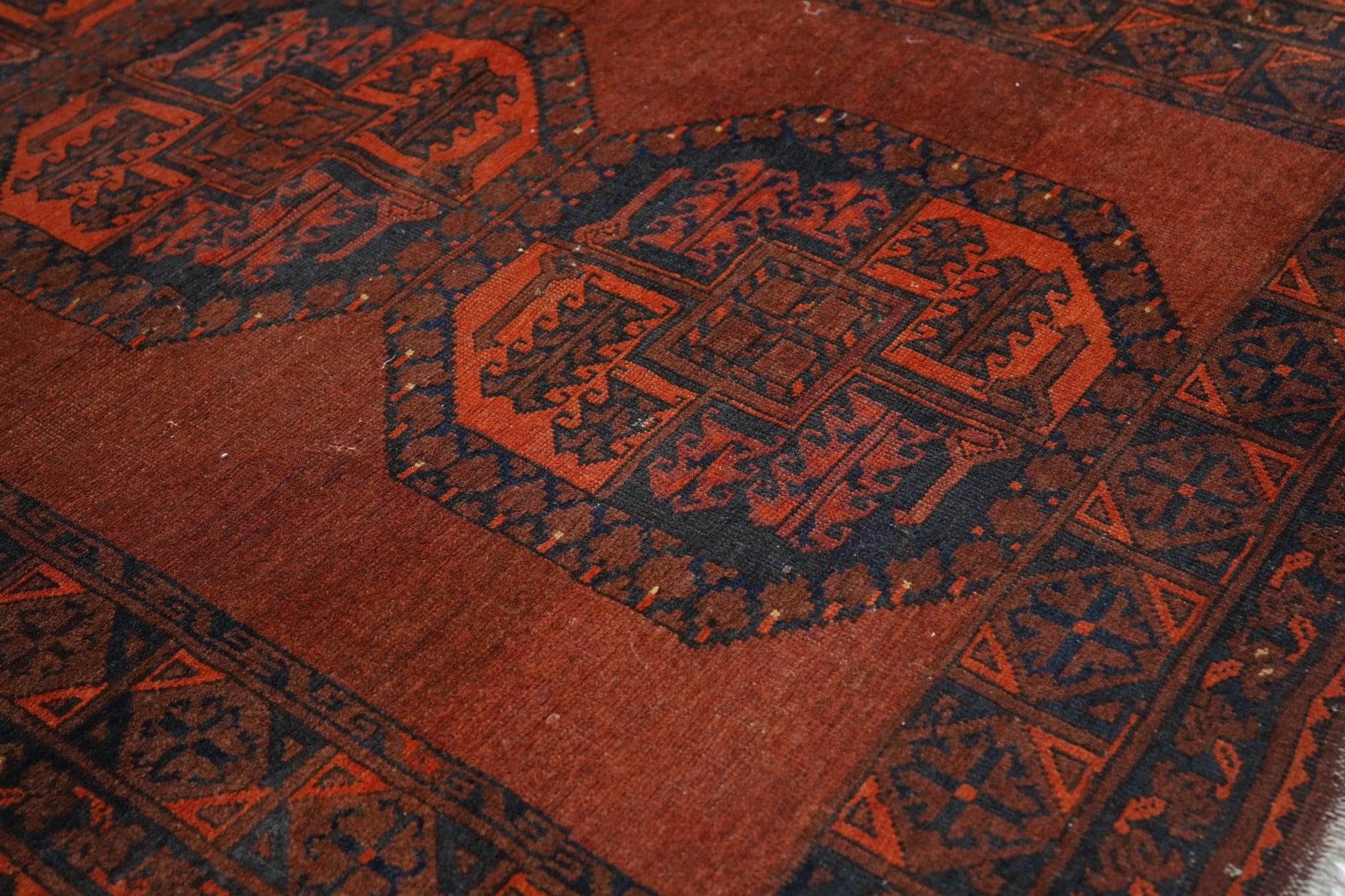 Vintage Afgan Rug 3'9'' x 5'5'' In Good Condition For Sale In New York, NY
