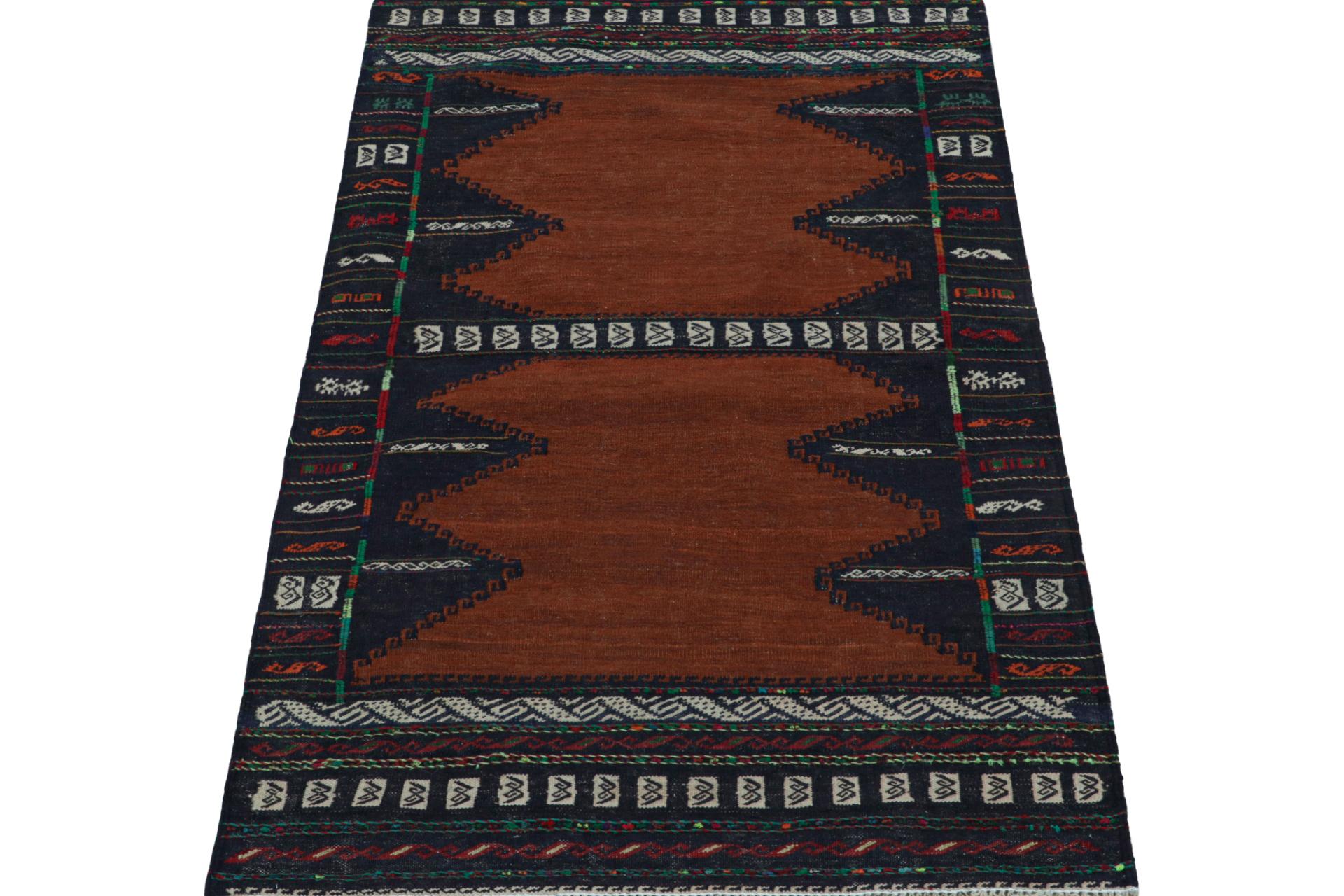 Tribal Tapis Kilim afghan Baluch vintage, avec bordures géométriques de Rug & Kilim en vente