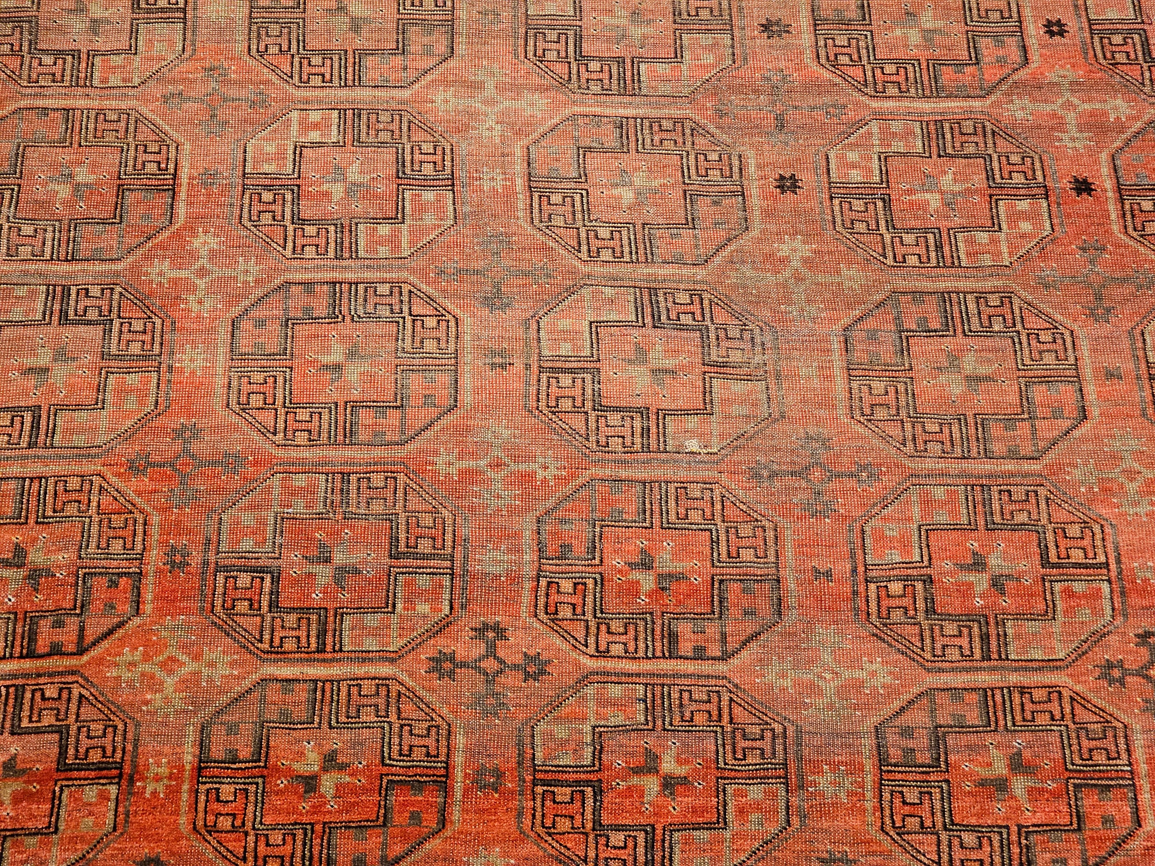 Turkmenischer Tekke Gallery-Teppich in Allover-Geometrischem Muster, Vintage (20. Jahrhundert) im Angebot
