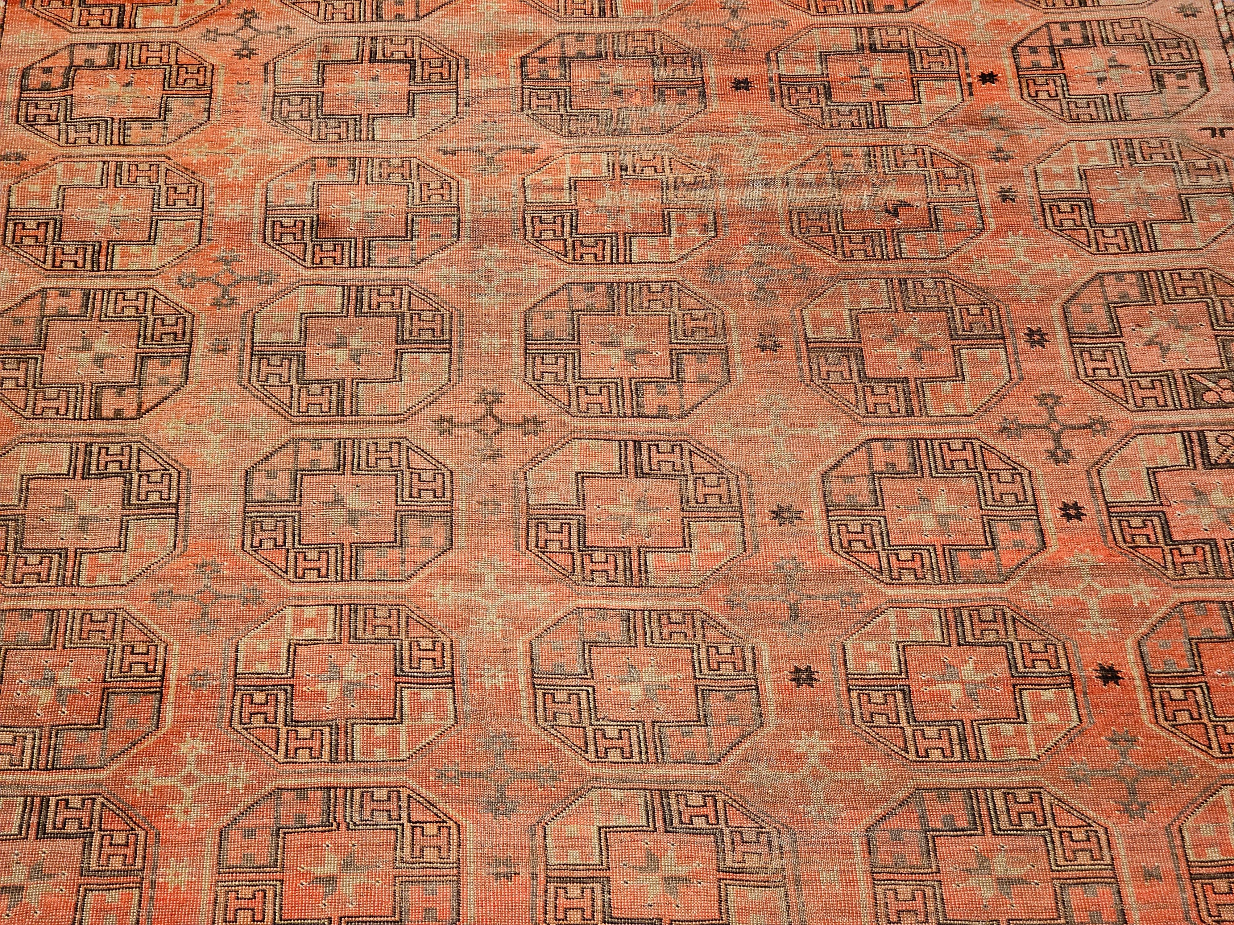 Turkmenischer Tekke Gallery-Teppich in Allover-Geometrischem Muster, Vintage (Wolle) im Angebot