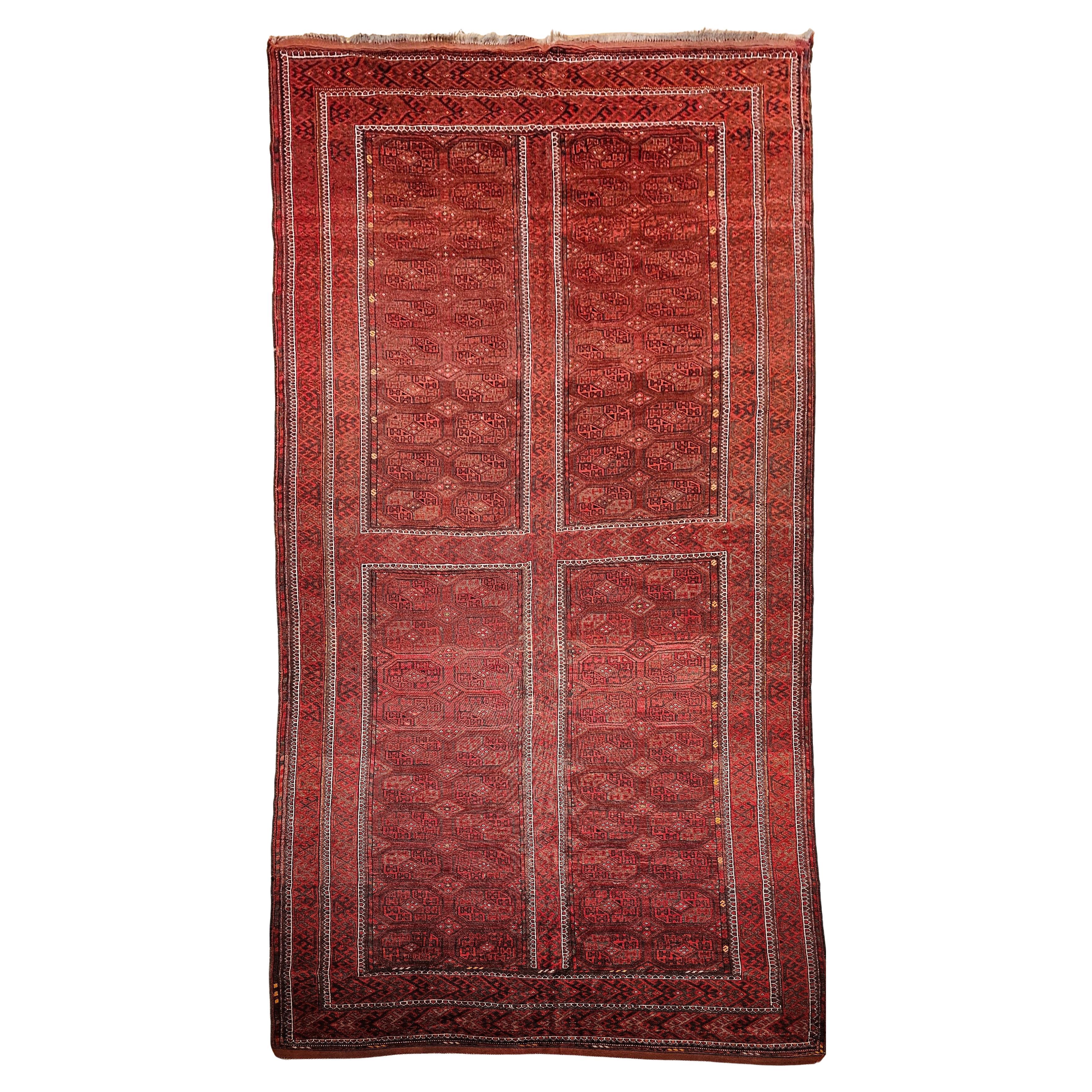 Vintage Turkmen Tekke Gallery Rug in Allover Geometric Pattern