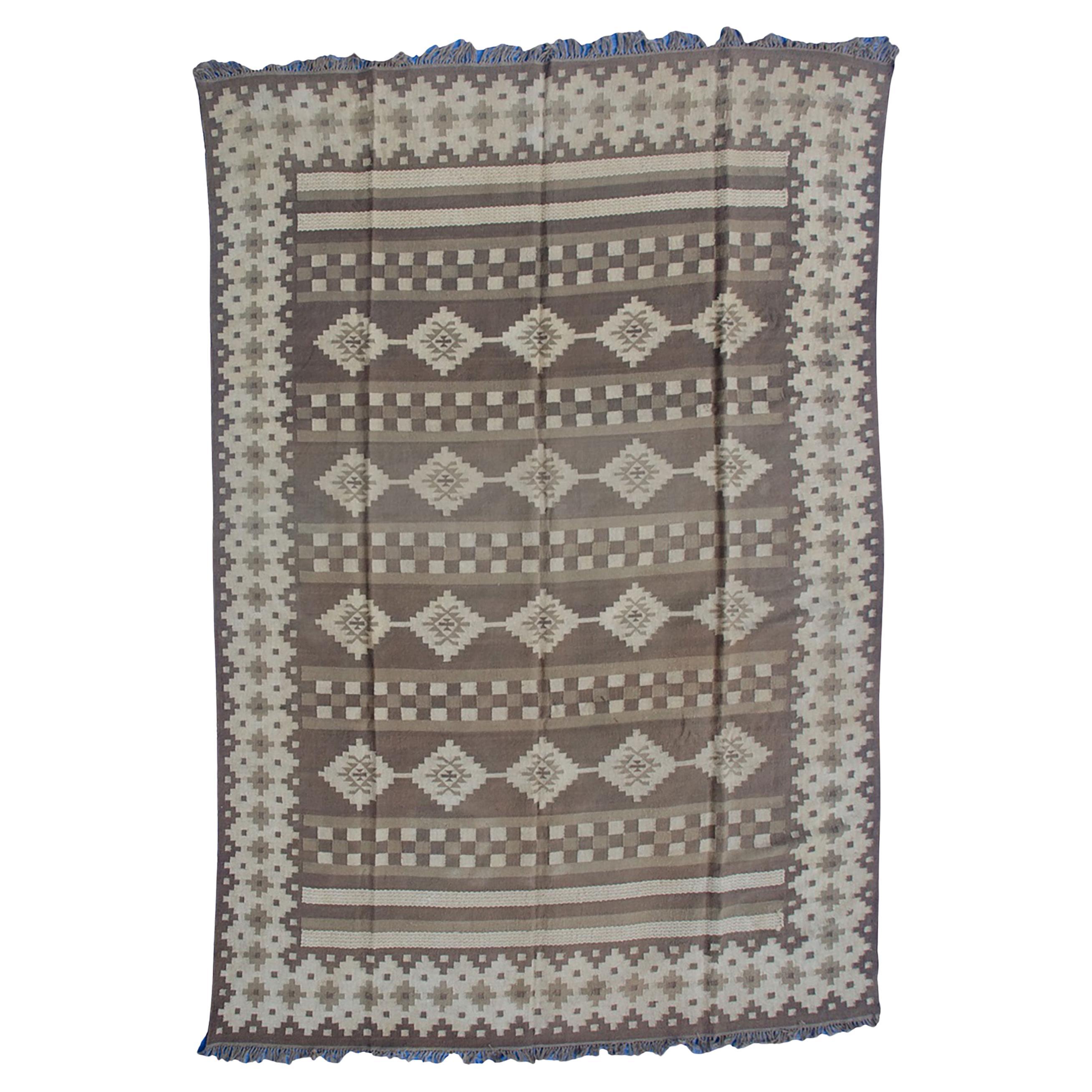 Vintage Afghan Kilim Carpet 409x304cm For Sale