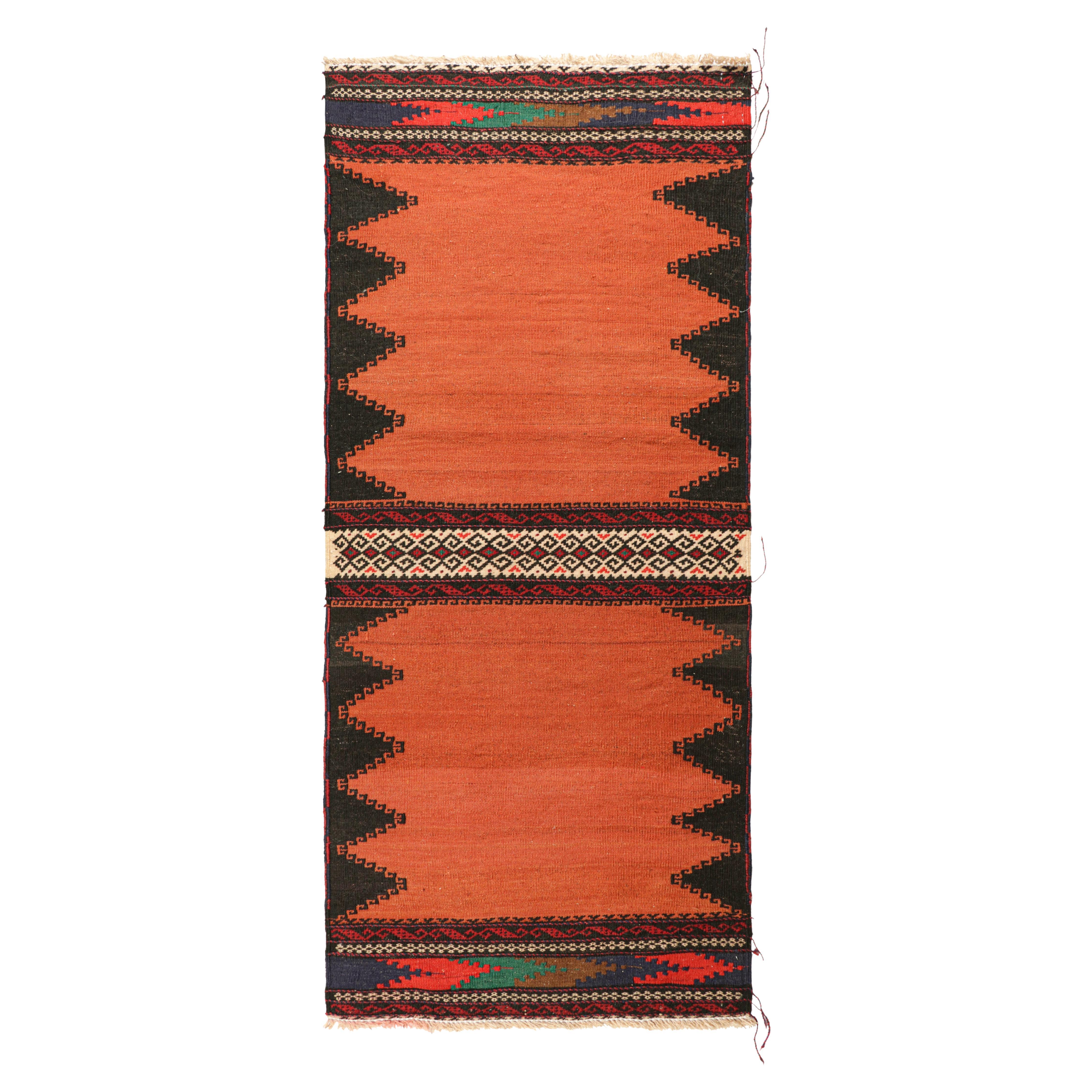 Afghanischer Vintage-Kelim in Rost, mit polychromen Mustern, von Rug & Kilim im Angebot