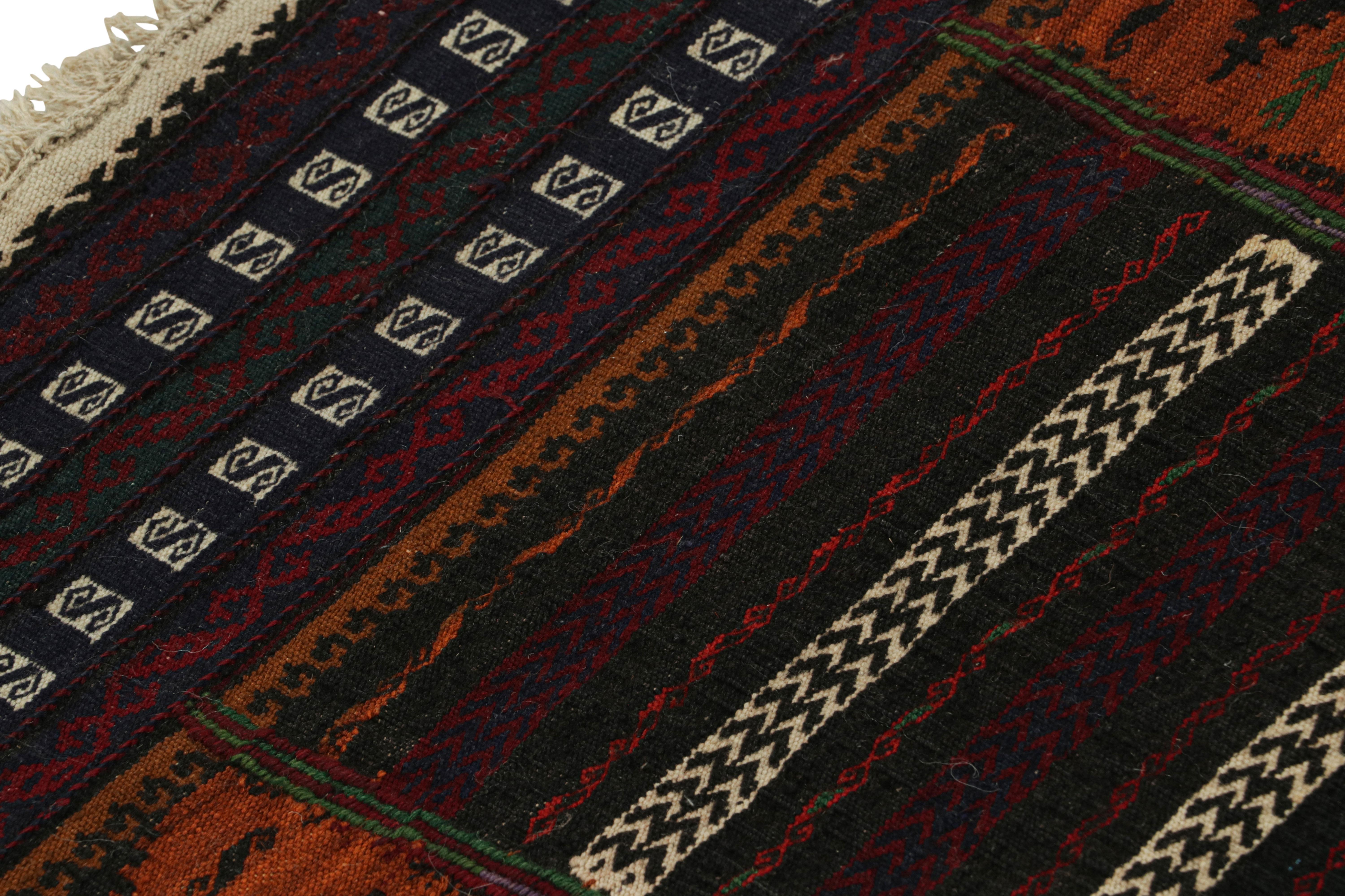 Afghanischer Vintage-Kelim-Teppich aus afghanischem Vintage mit polychromen Streifen, von Rug & Kilim im Zustand „Gut“ im Angebot in Long Island City, NY