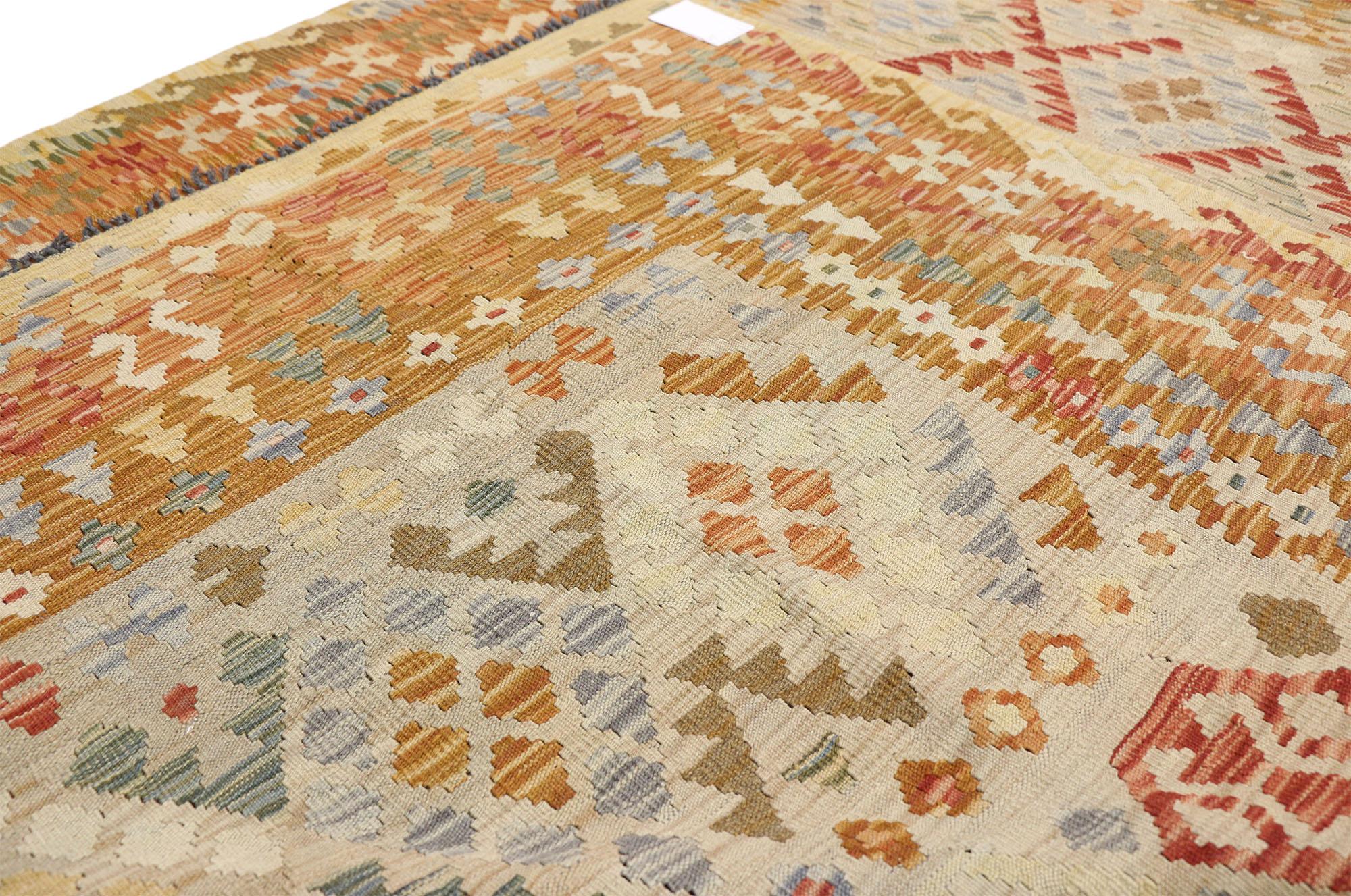 Vintage Afghan Kilim Rug with Southwestern Style In Good Condition For Sale In Dallas, TX
