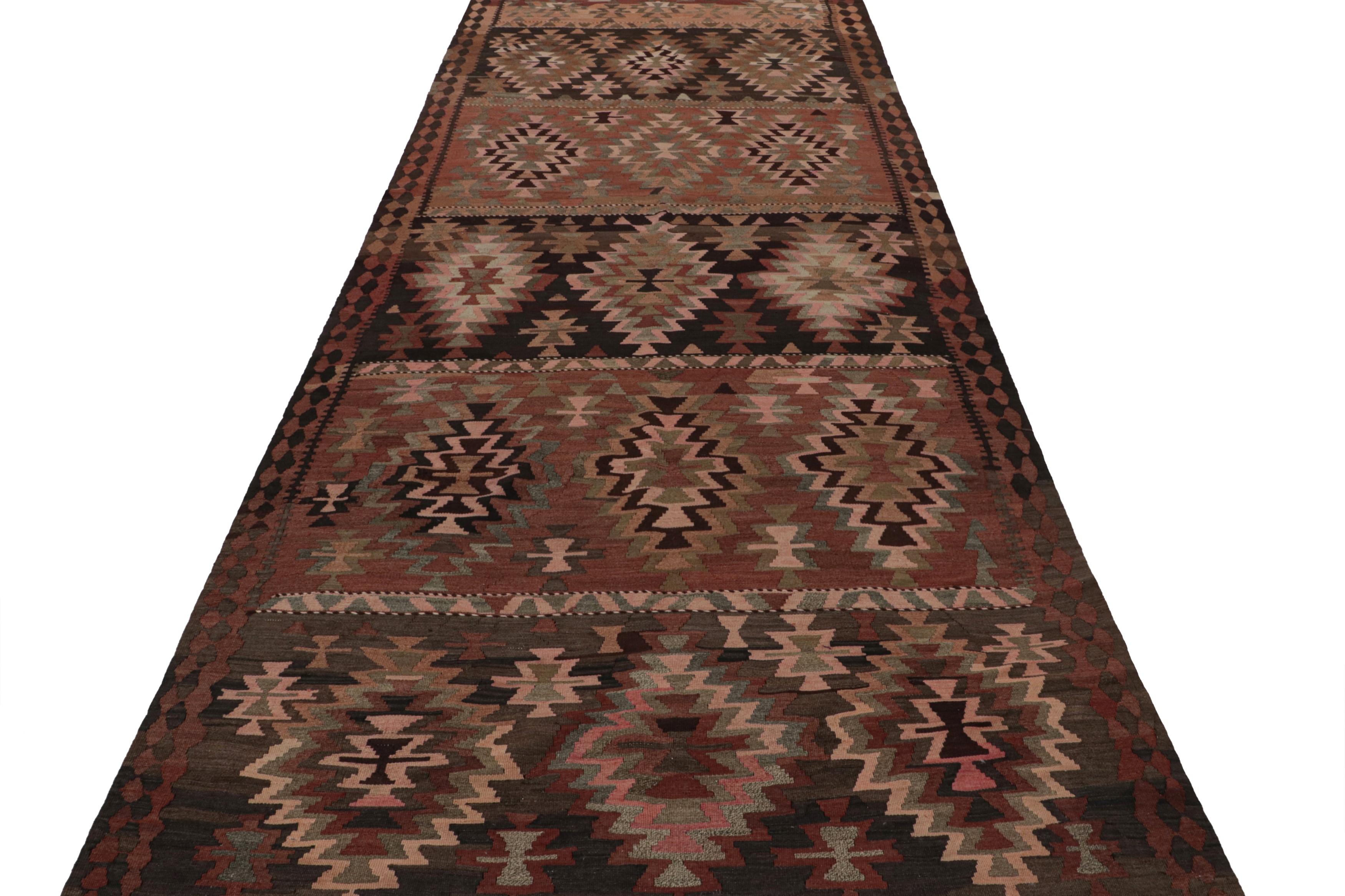 Afghanischer Vintage-Kelim-Läufer aus Afghan, Vintage, mit geometrischen Mustern, von Rug & Kilim (Stammeskunst) im Angebot