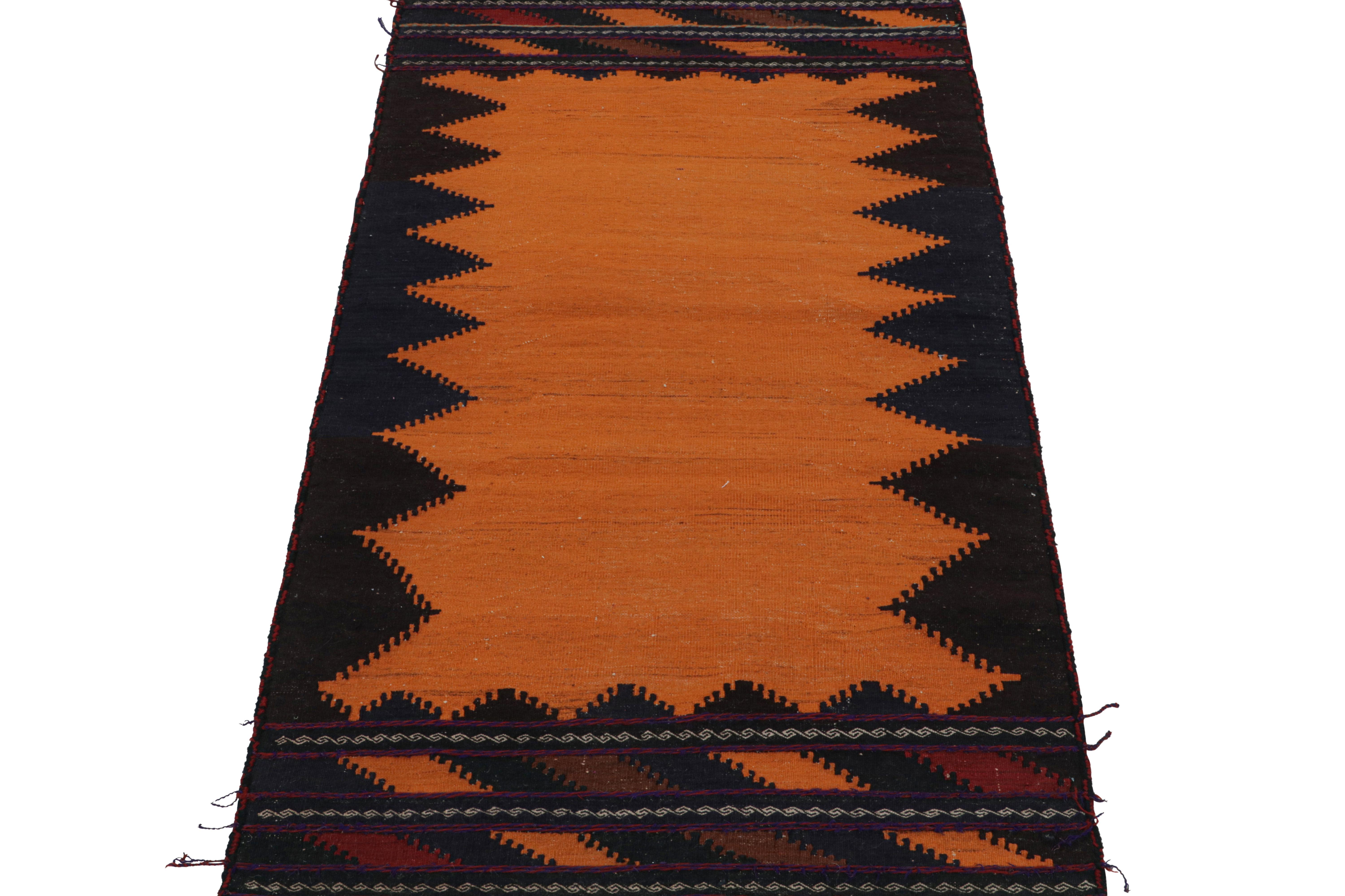 Afghanischer Kilim-Streuteppich, mit geometrischen Mustern von Rug & Kilim (Handgeknüpft) im Angebot