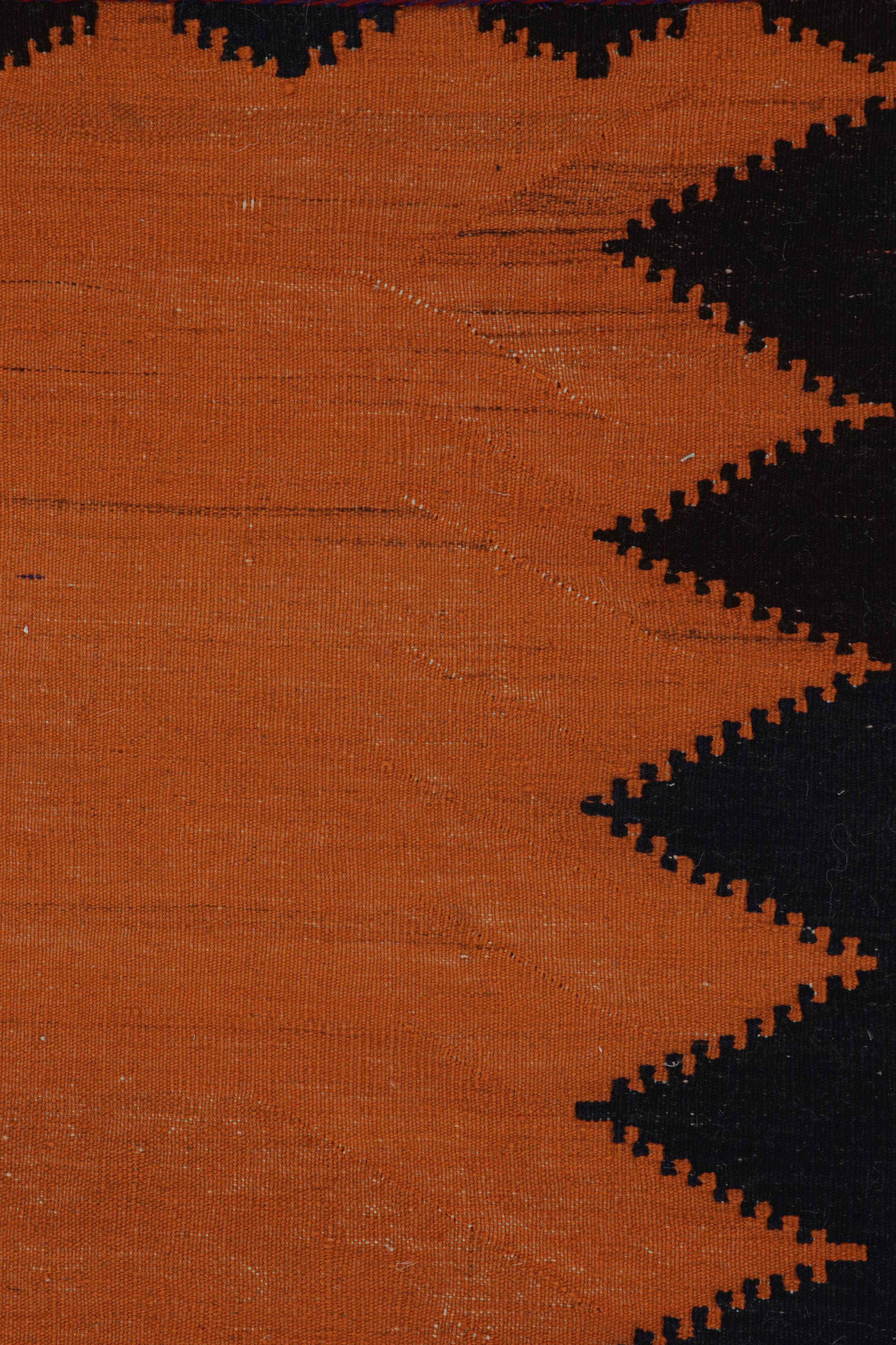 Afghanischer Kilim-Streuteppich, mit geometrischen Mustern von Rug & Kilim im Zustand „Gut“ im Angebot in Long Island City, NY