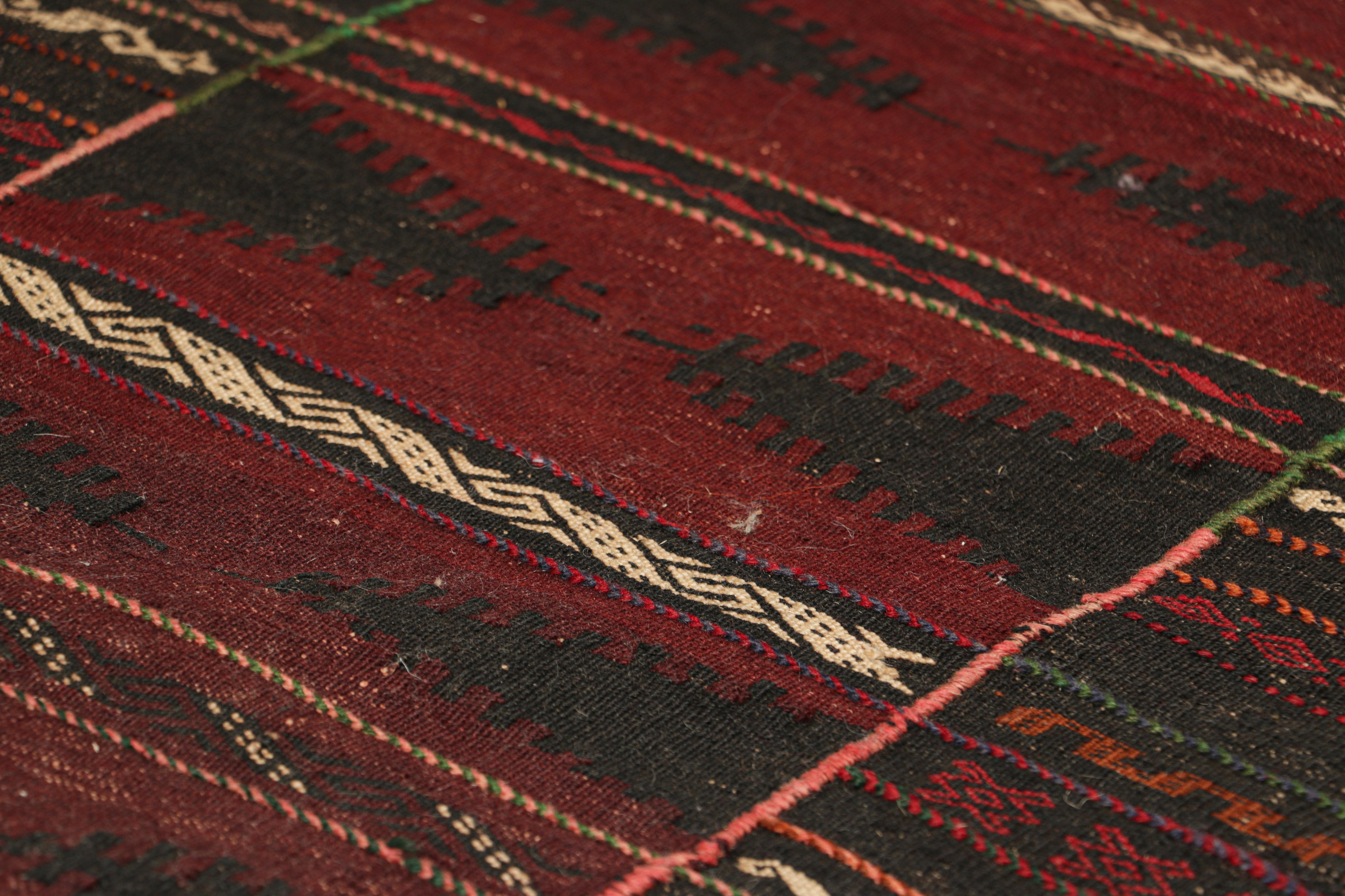 Afghano Kilim afghano vintage con motivo geometrico policromatico da Rug & Kilim in vendita