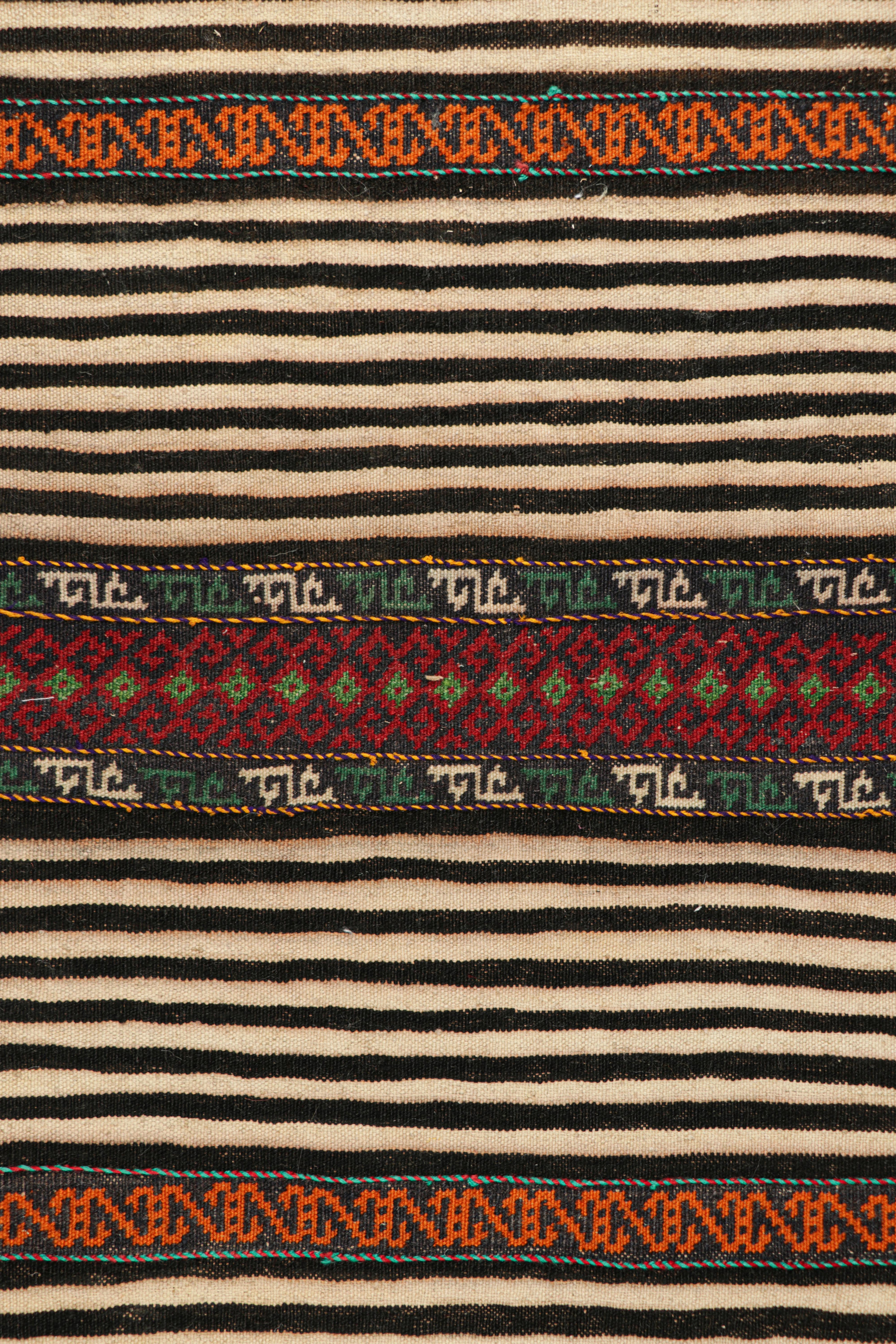 Tribal Kilim afghan vintage avec bandes géométriques polychromes, de Rug & Kilim en vente