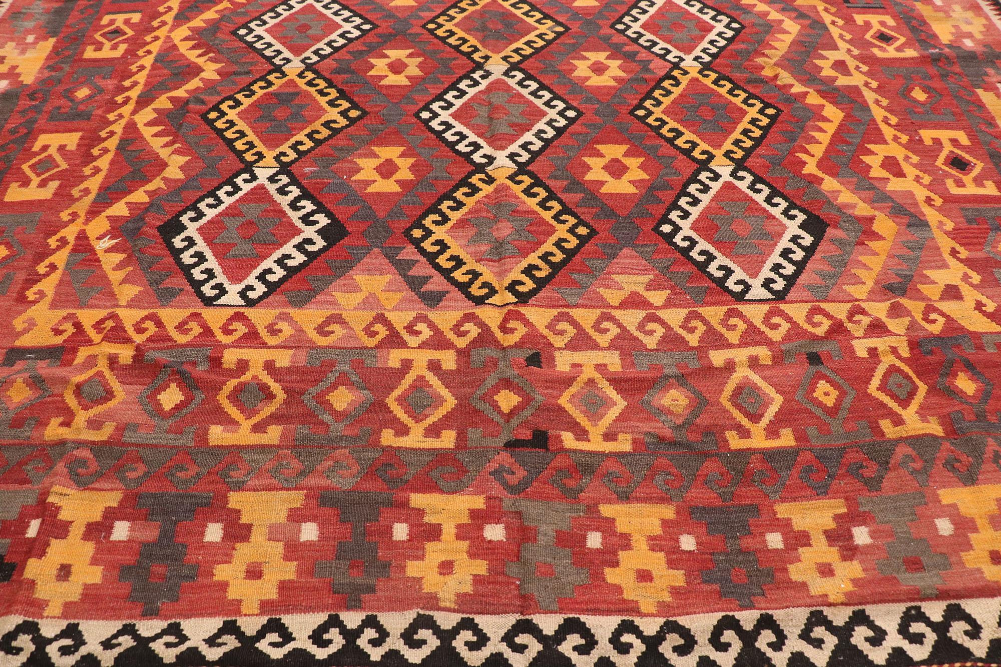 Vintage Afghan Maimana Kilim Rug, Tribal Enchantment Meets Southwest Style In Good Condition For Sale In Dallas, TX