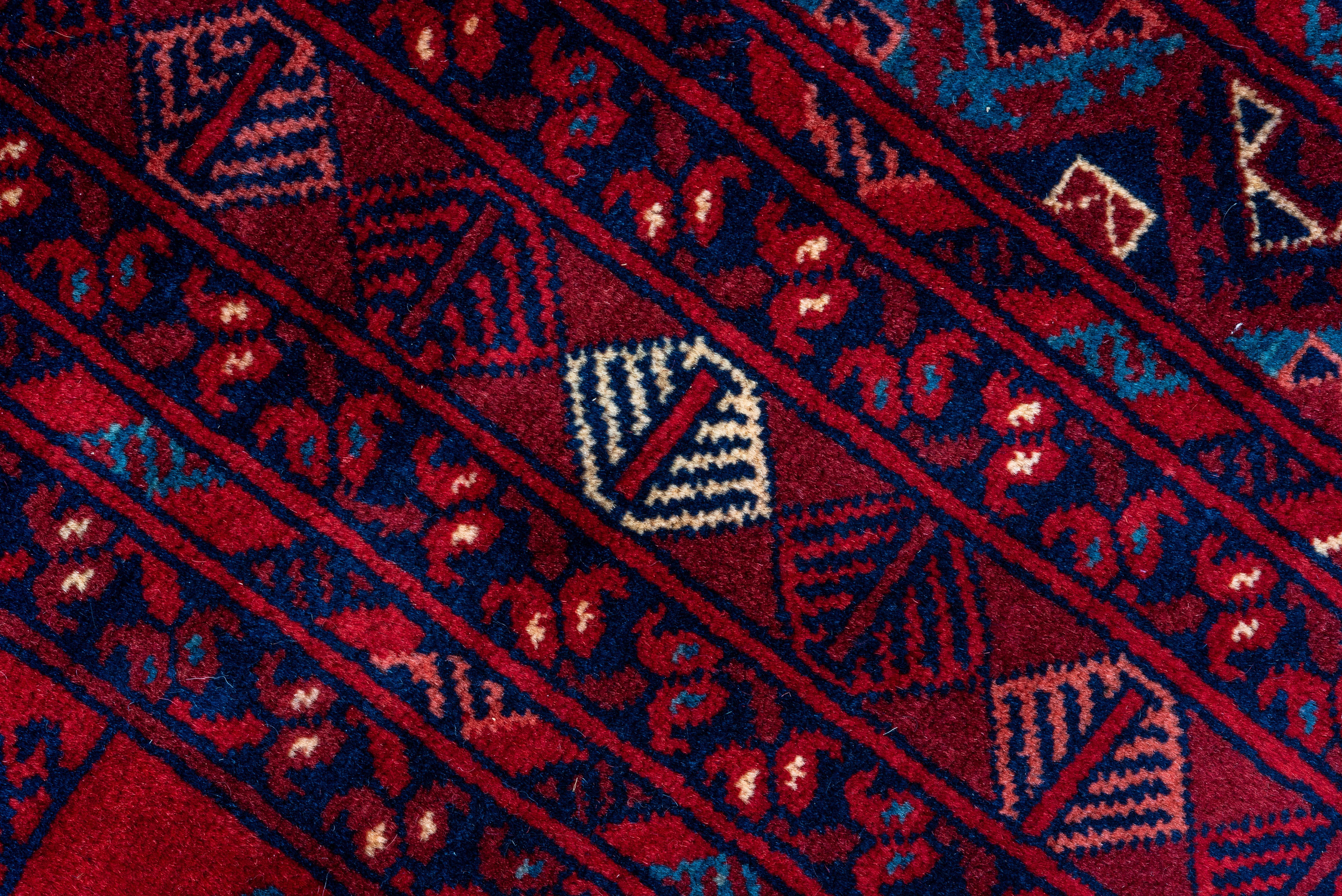 Laine Tapis afghan vintage Tribal Gul Design en vente