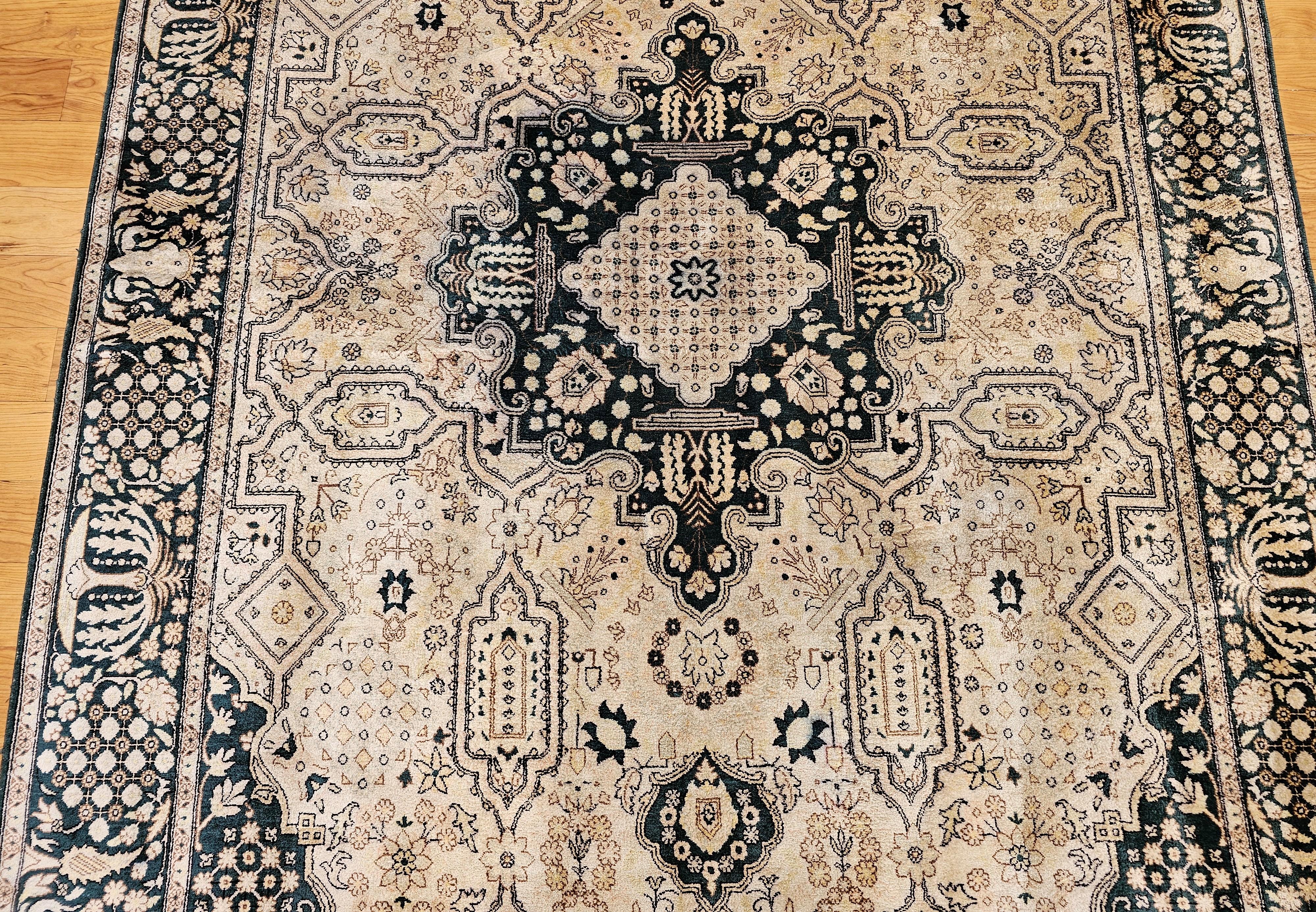 Tissé à la main Tapis en soie afghan vintage à motif géométrique sur toute sa surface en vente