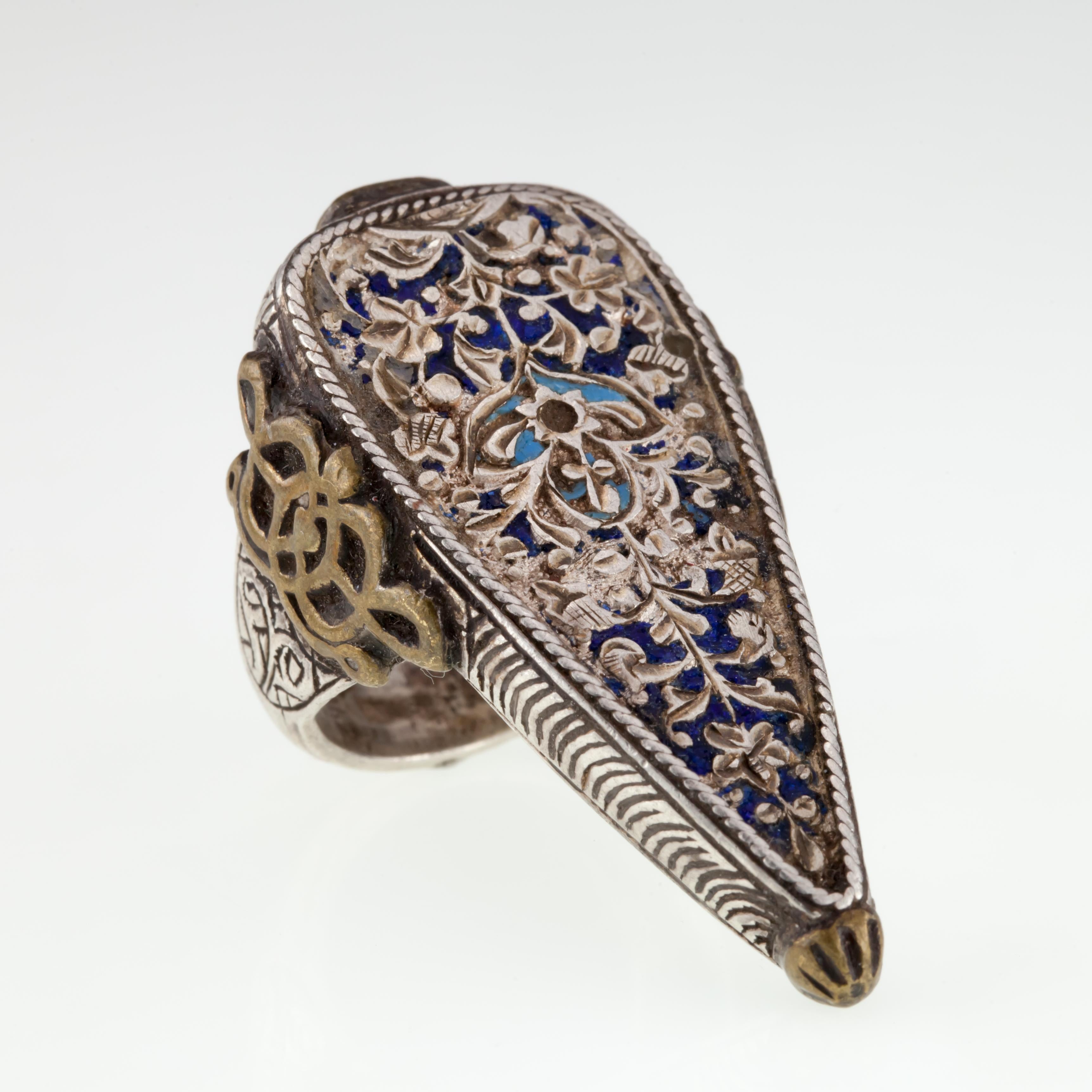 Vintage Afghan Sterling Silver & Brass Intricate Enamel Teardrop Ring In Good Condition For Sale In Sherman Oaks, CA