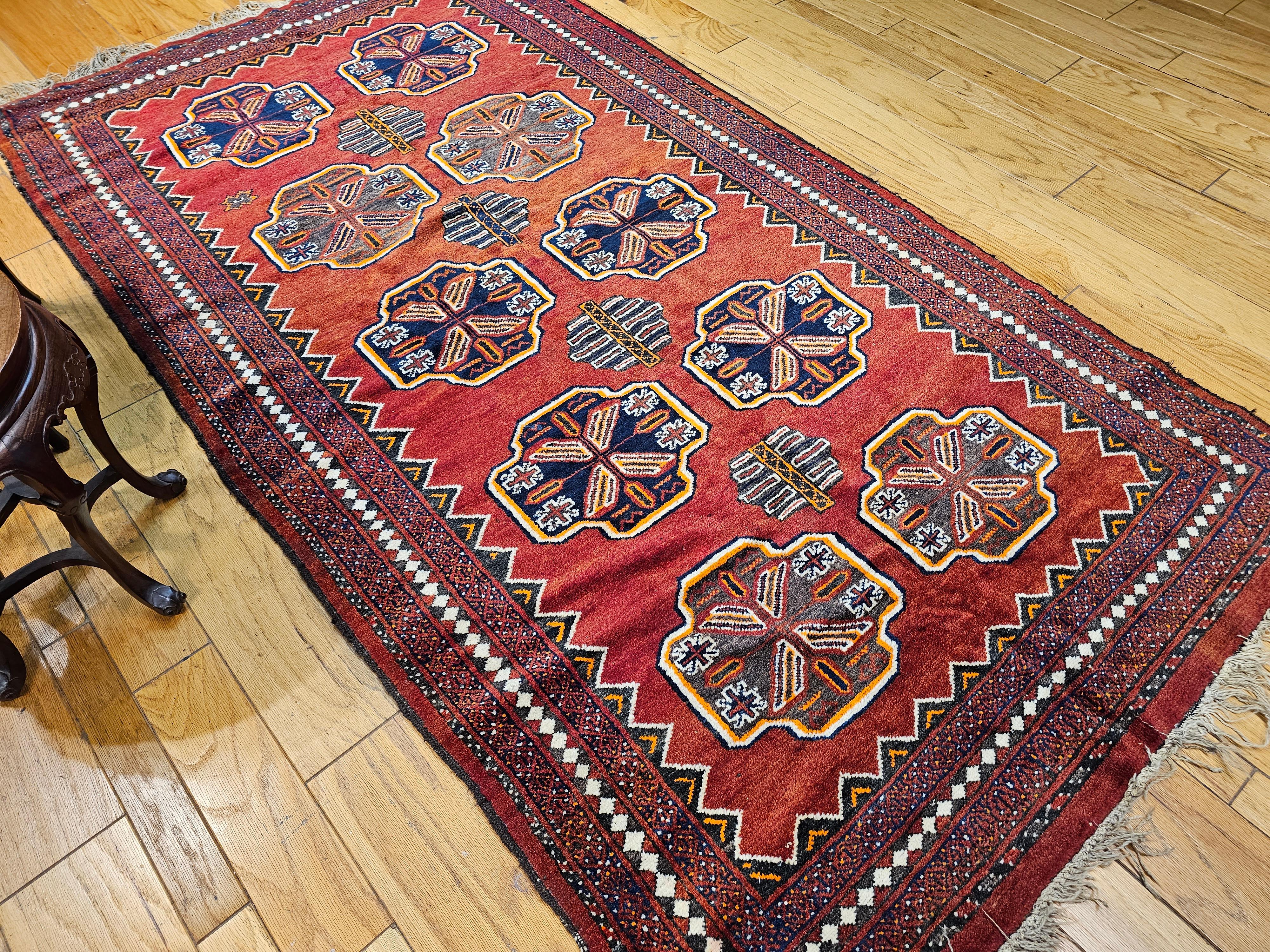 Afghan Tekke Bokhara, Vintage  In Allover Geometrisches Muster in Rot, Marineblau, Grau im Angebot 8