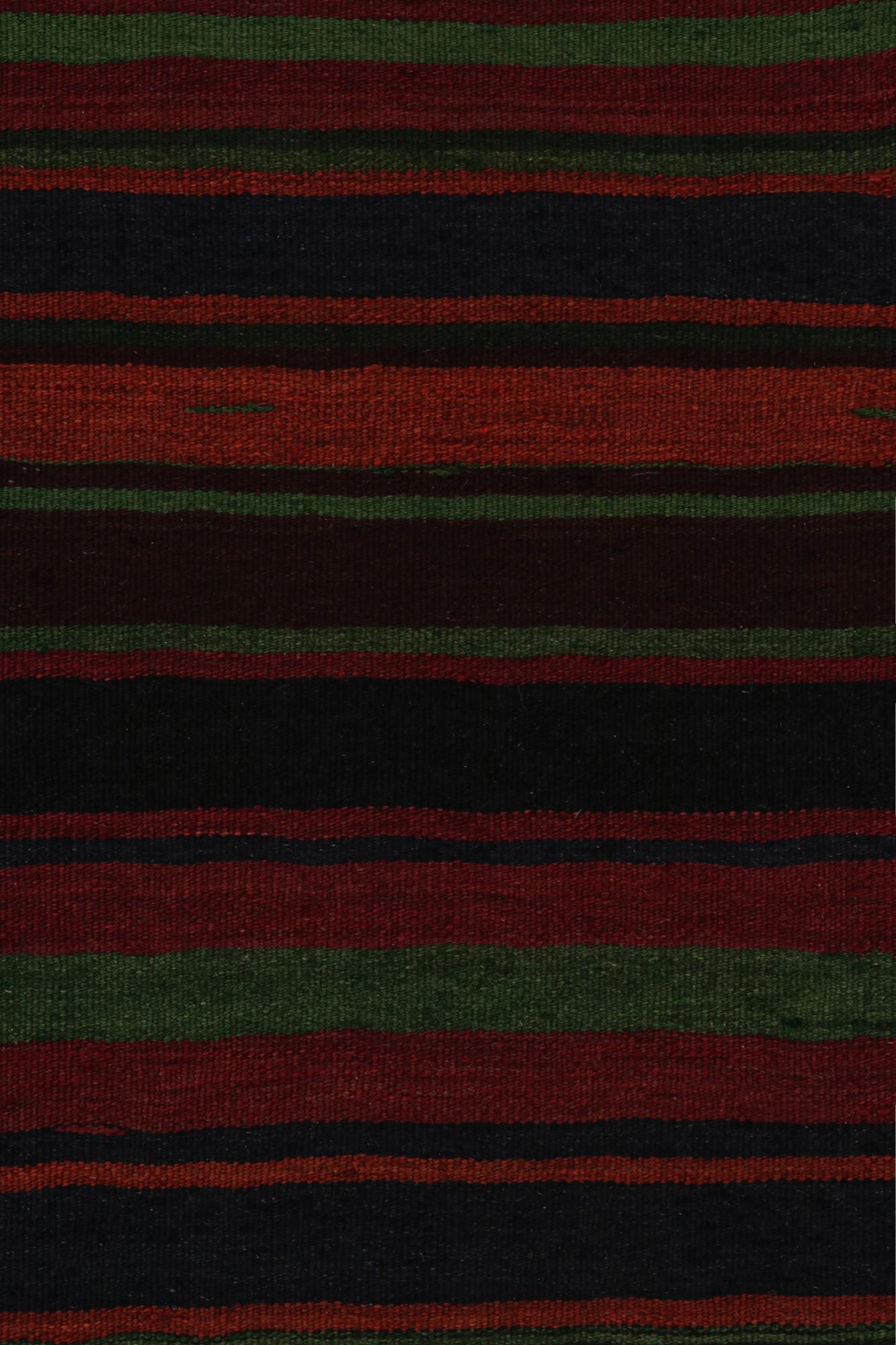 Vintage Afghan Tribal Kilim Teppich mit bunten Streifen, von Rug & Kilim im Zustand „Gut“ im Angebot in Long Island City, NY