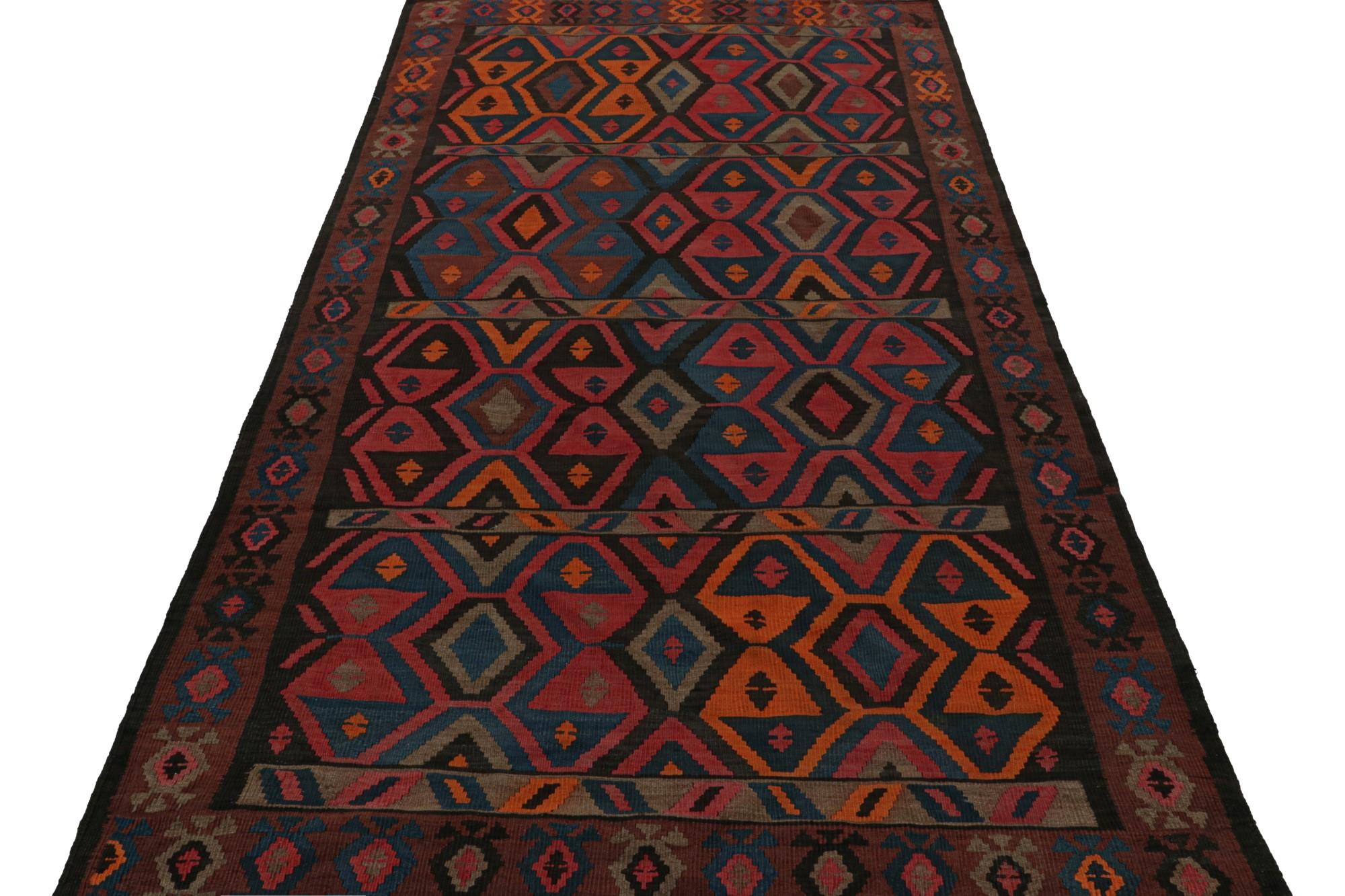 Afghanischer Stammeskunst-Kelim-Teppich im Vintage-Stil, mit geometrischen Mustern, von Rug & Kilim (Handgeknüpft) im Angebot