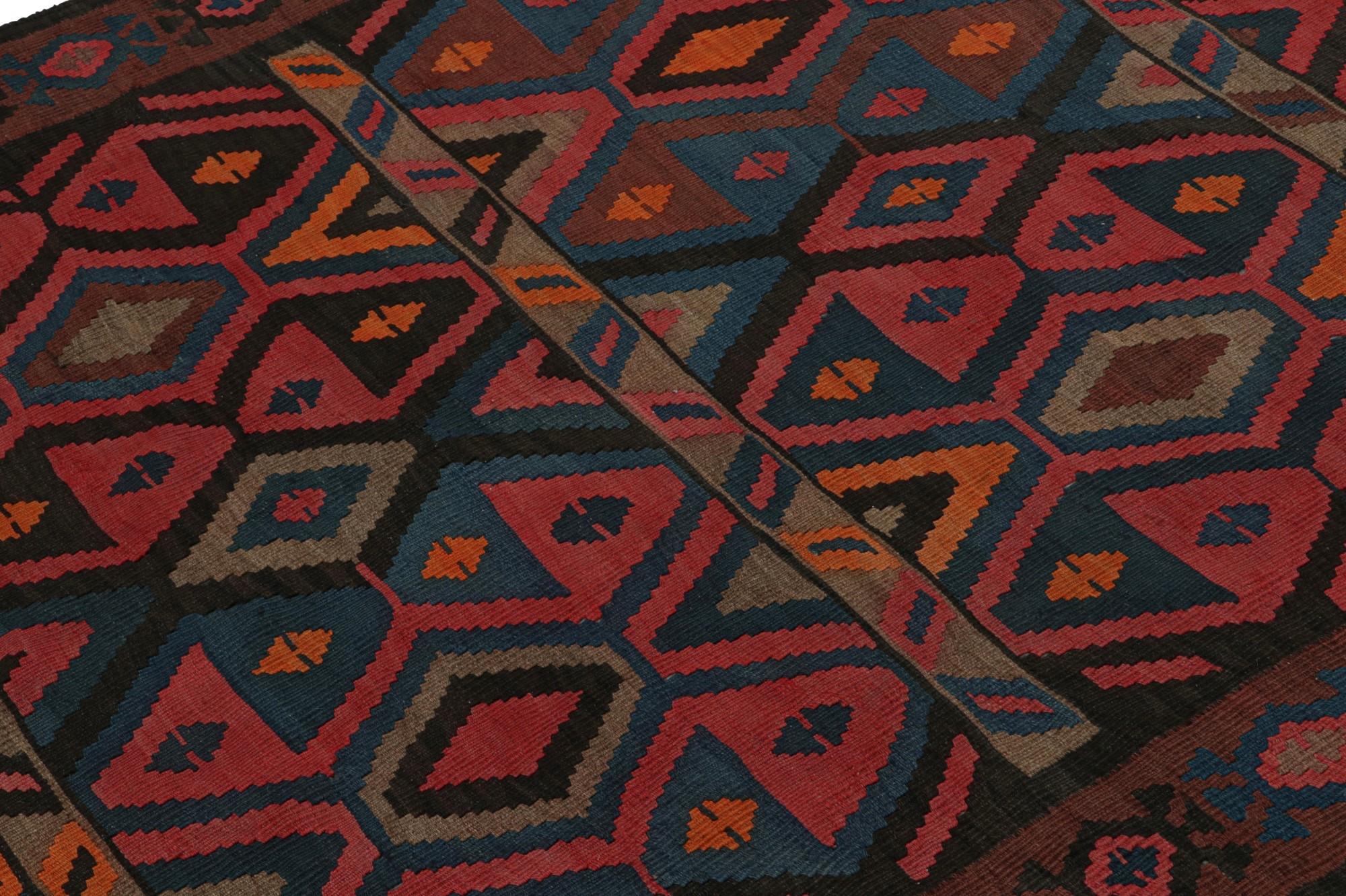 Afghanischer Stammeskunst-Kelim-Teppich im Vintage-Stil, mit geometrischen Mustern, von Rug & Kilim im Zustand „Gut“ im Angebot in Long Island City, NY