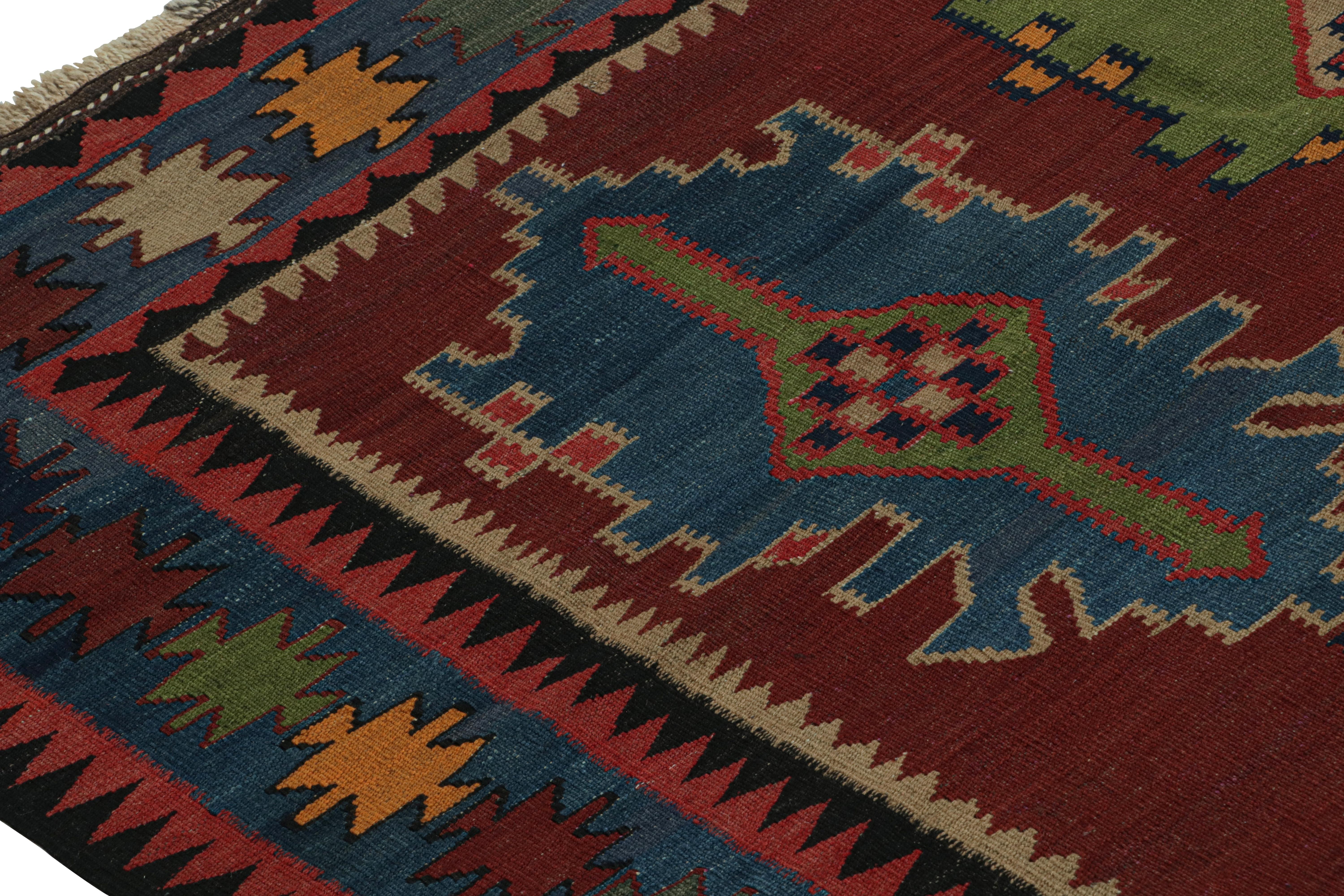 Tissé à la main  Tapis Kilim tribal afghan vintage, avec motifs géométriques, de Rug & Kilim en vente