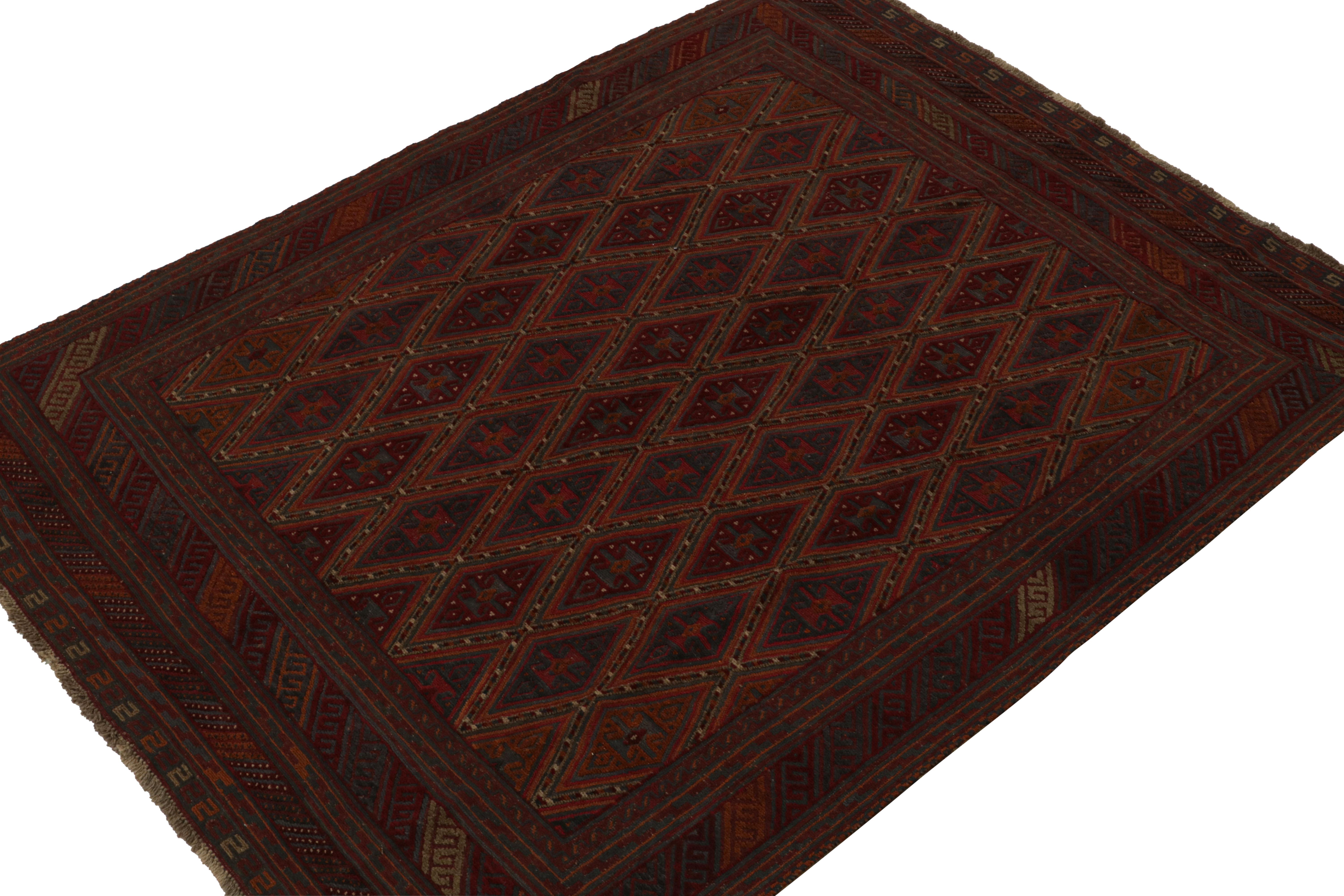 Dieser 7x9 große afghanische Stammesteppich aus Wolle, handgeknüpft um 1950-1960, ist eine Neuheit von Rug & Kilim. 

Über das Design: 

Kenner werden feststellen, dass es sich bei diesem Stück vermutlich um einen Mashwani-Teppich handelt - eine