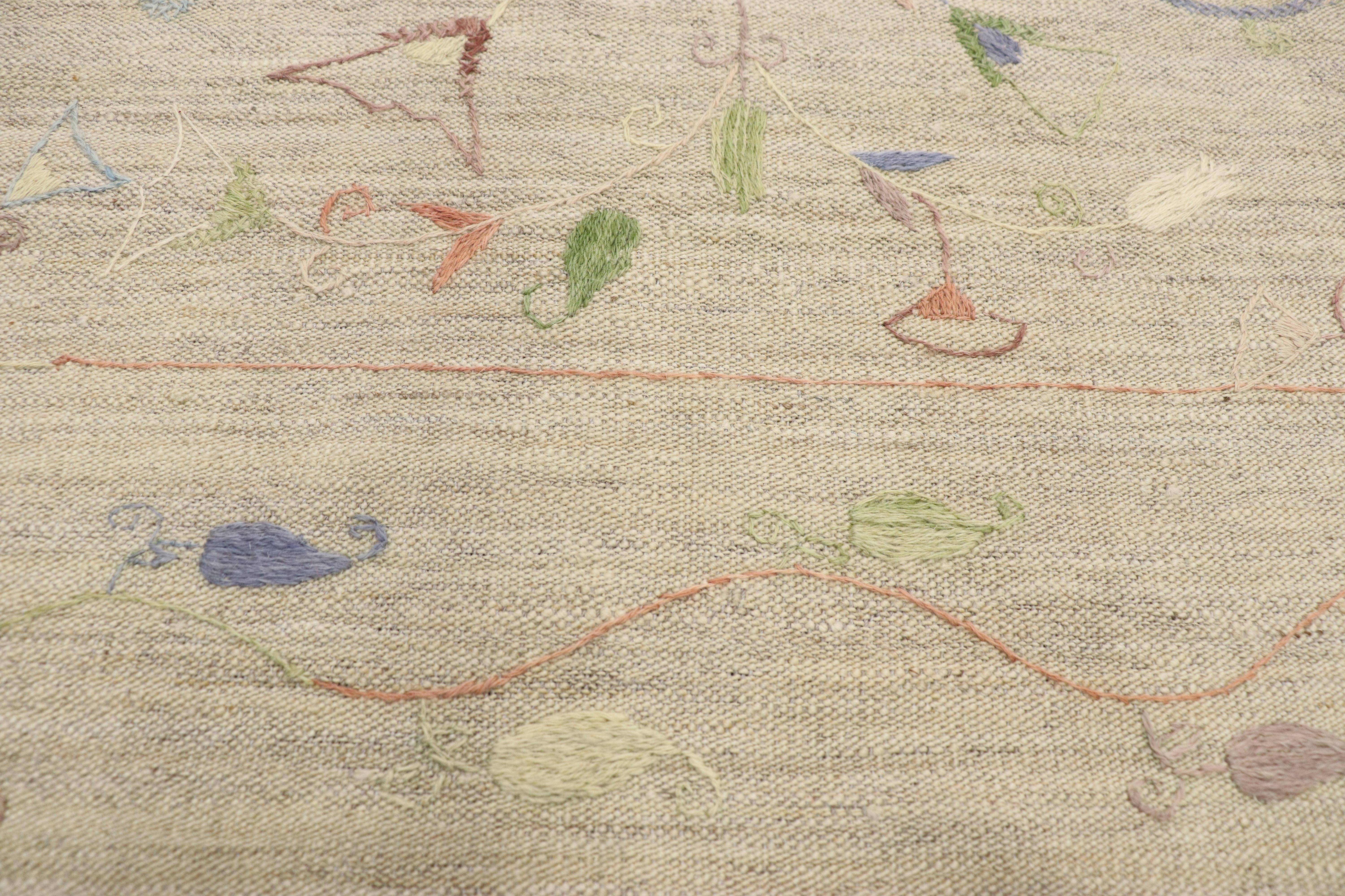 Vintage Afghan Uzbek Suzani Embroidered Kilim Rug with Bohemian Style In Good Condition For Sale In Dallas, TX