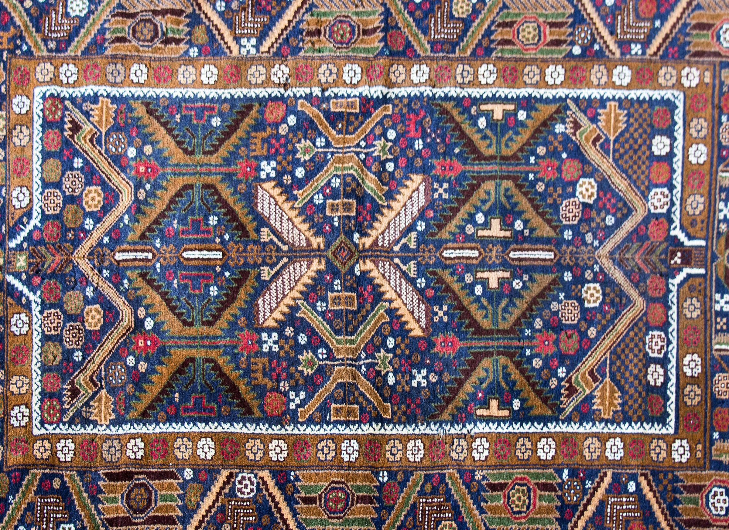 Afghani Baluch-Teppich im Vintage-Stil (Stammeskunst) im Angebot