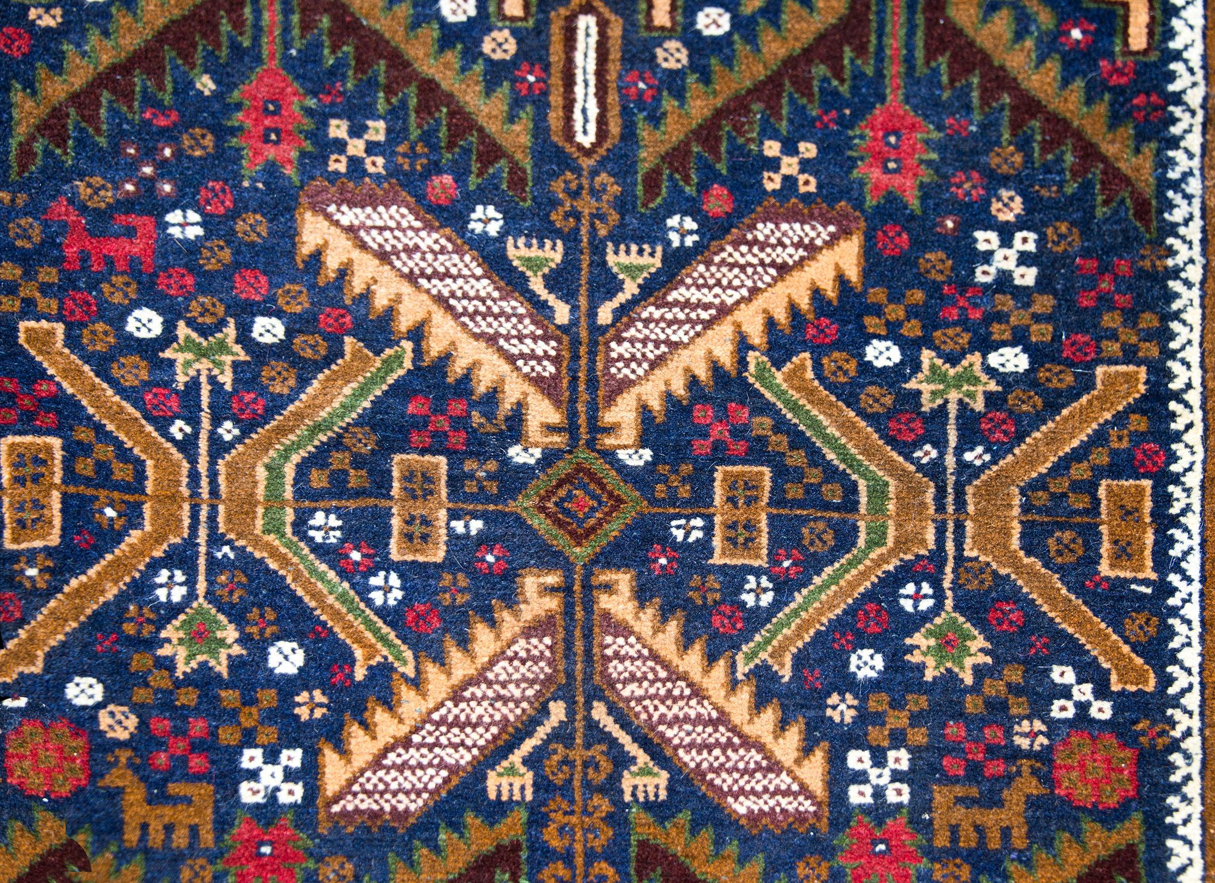 Afghani Baluch-Teppich im Vintage-Stil (Wolle) im Angebot