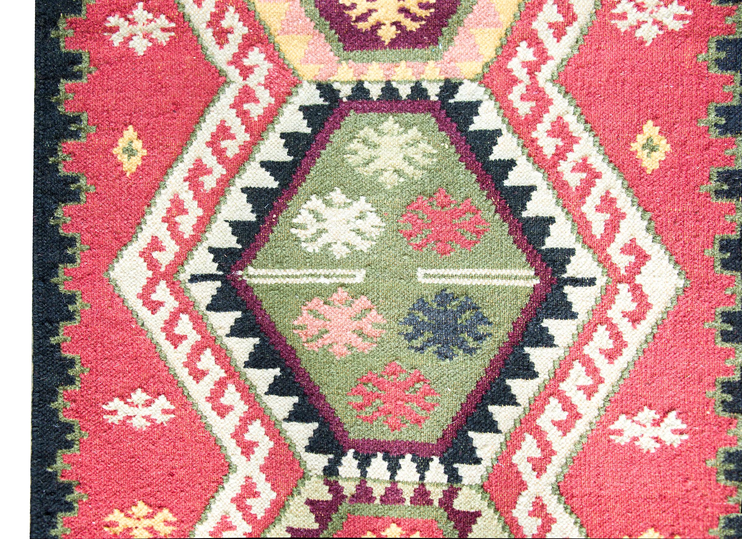 Afghani-Kelim-Läufer im Vintage-Stil (20. Jahrhundert) im Angebot