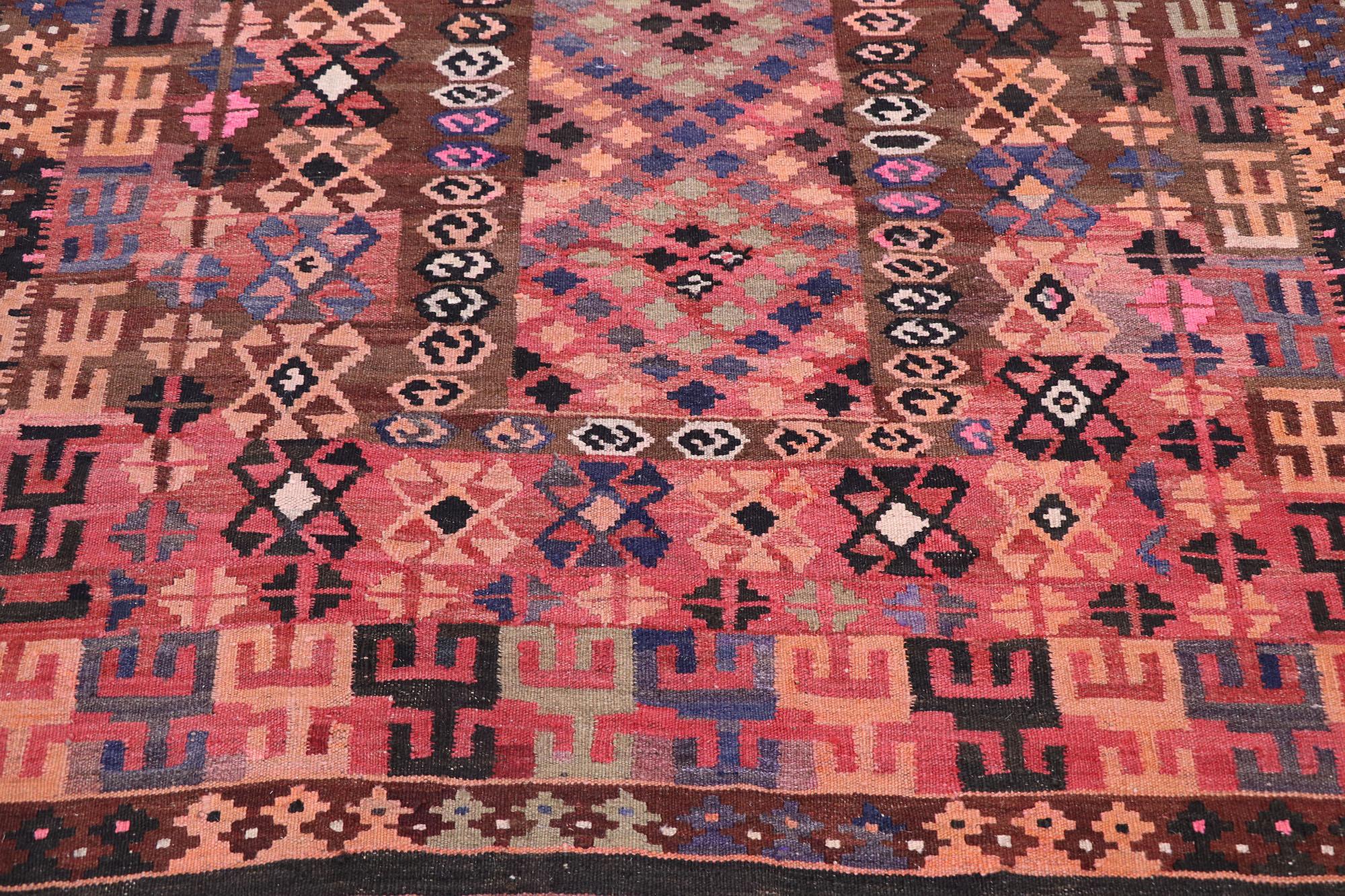 Vintage Afghani Maimana Kilim Rug, Modern Desert Meets Southwest Boho In Good Condition For Sale In Dallas, TX